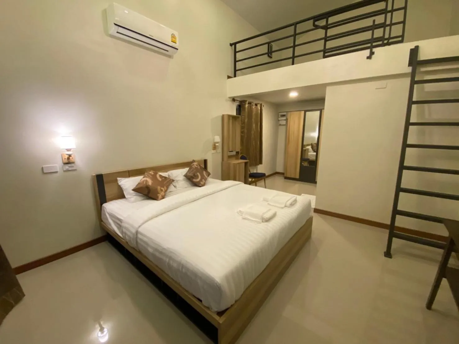 Bed in Piumsuk Villa