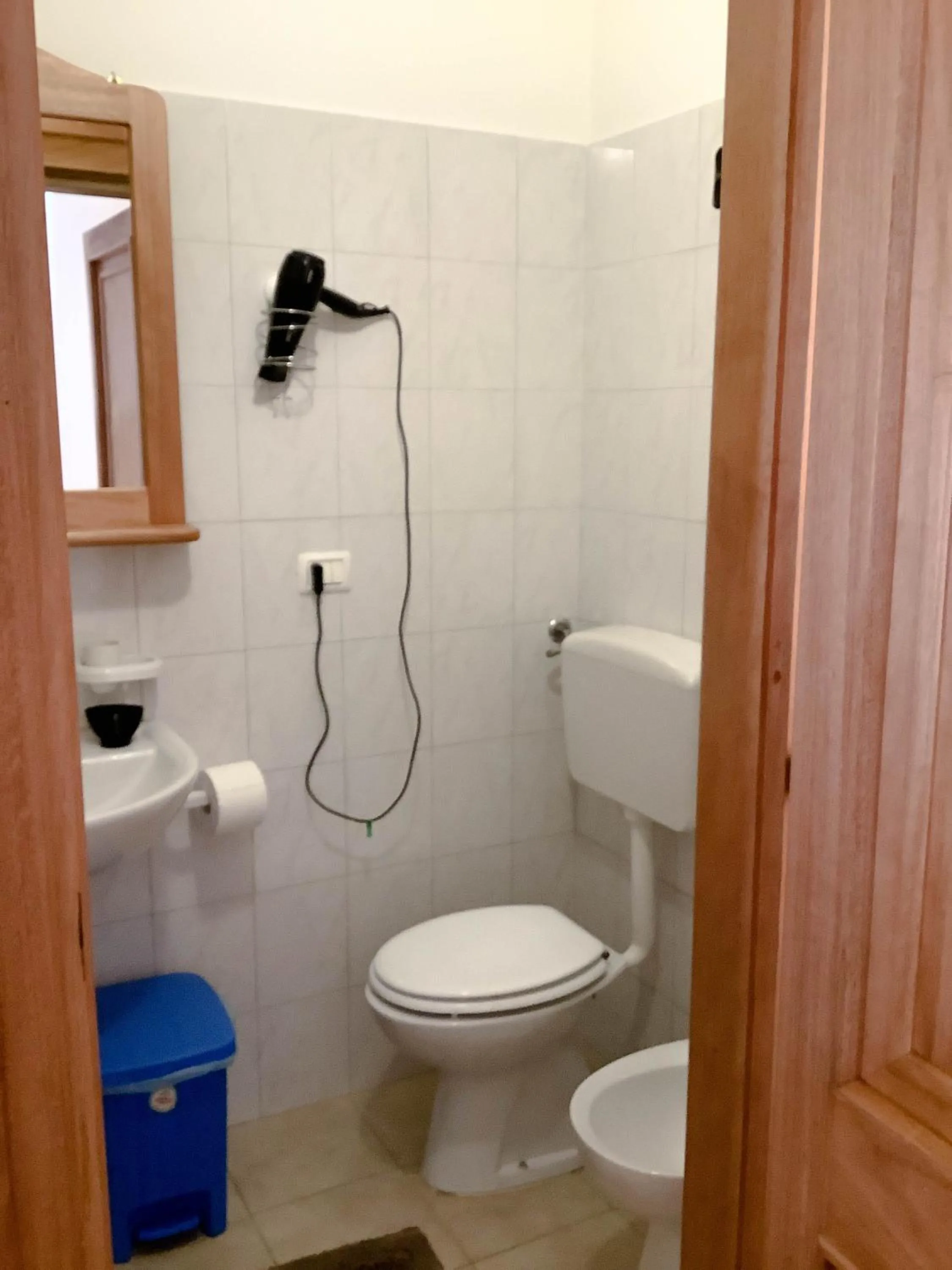 Bathroom in Affittacamere La saracina