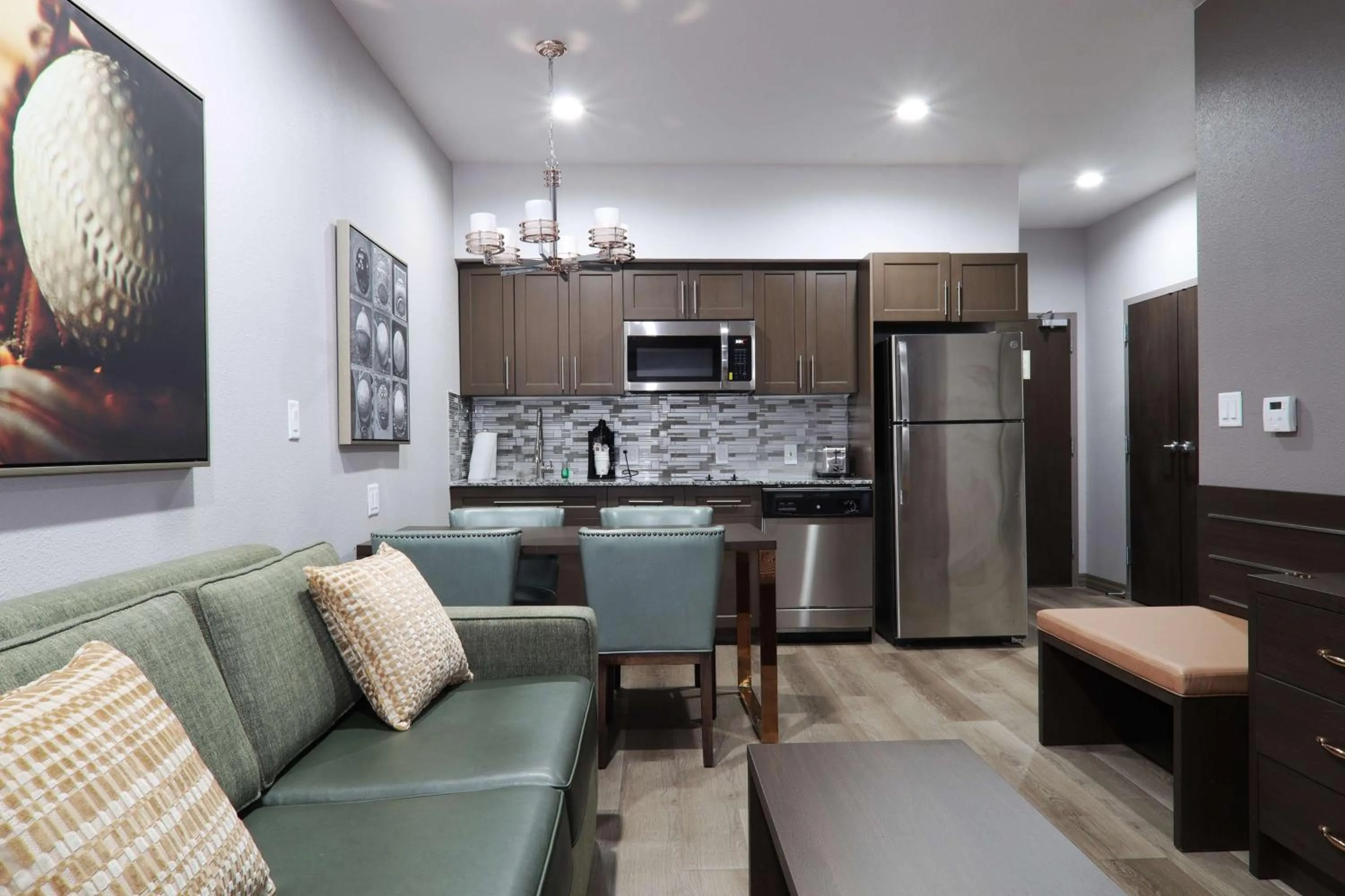 Photo of the whole room in Hotel Manhattan, BW Signature Collection