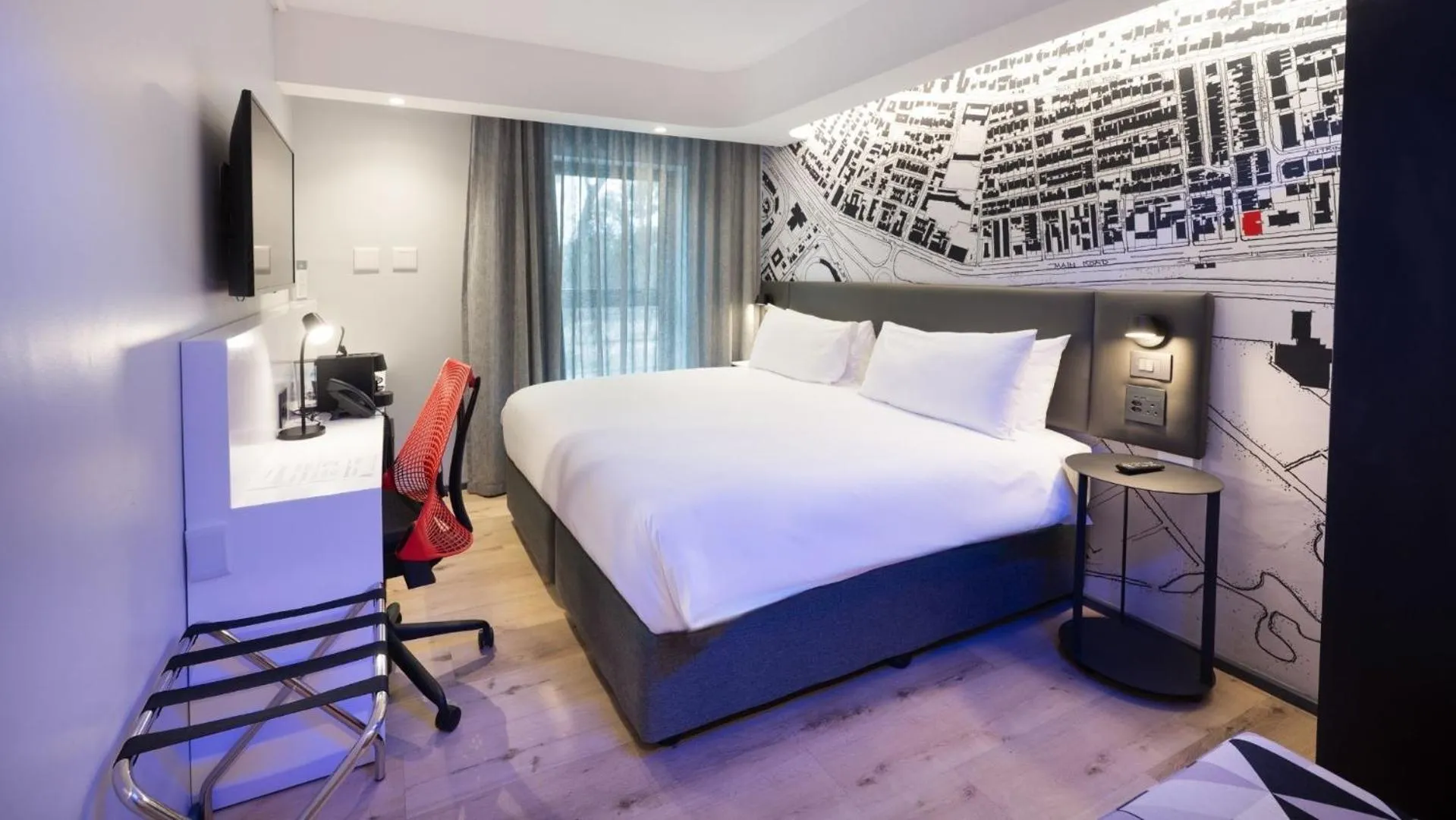 Bed in ANEW Hotel Green Point Cape Town