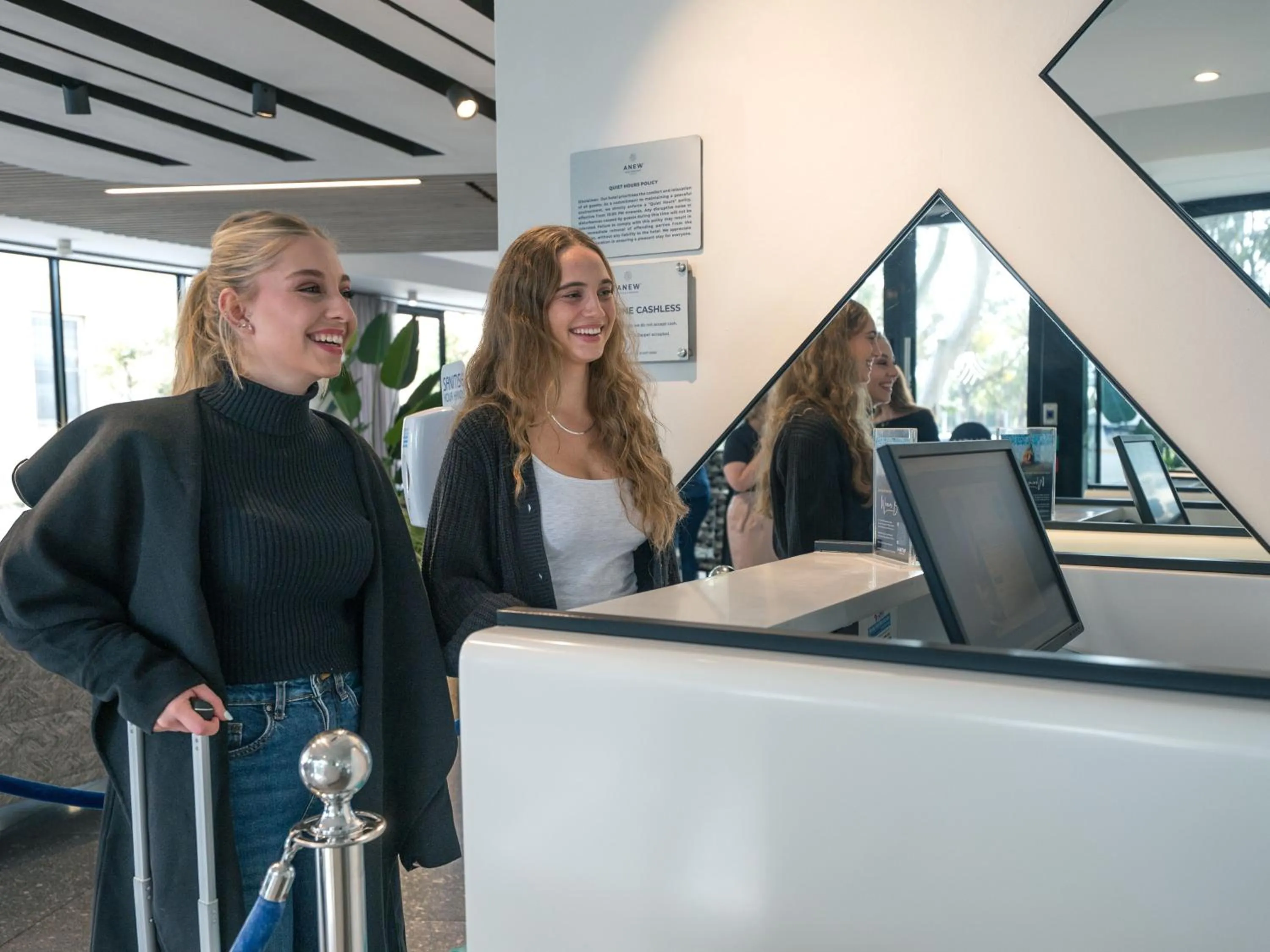 Lobby or reception in ANEW Hotel Green Point Cape Town