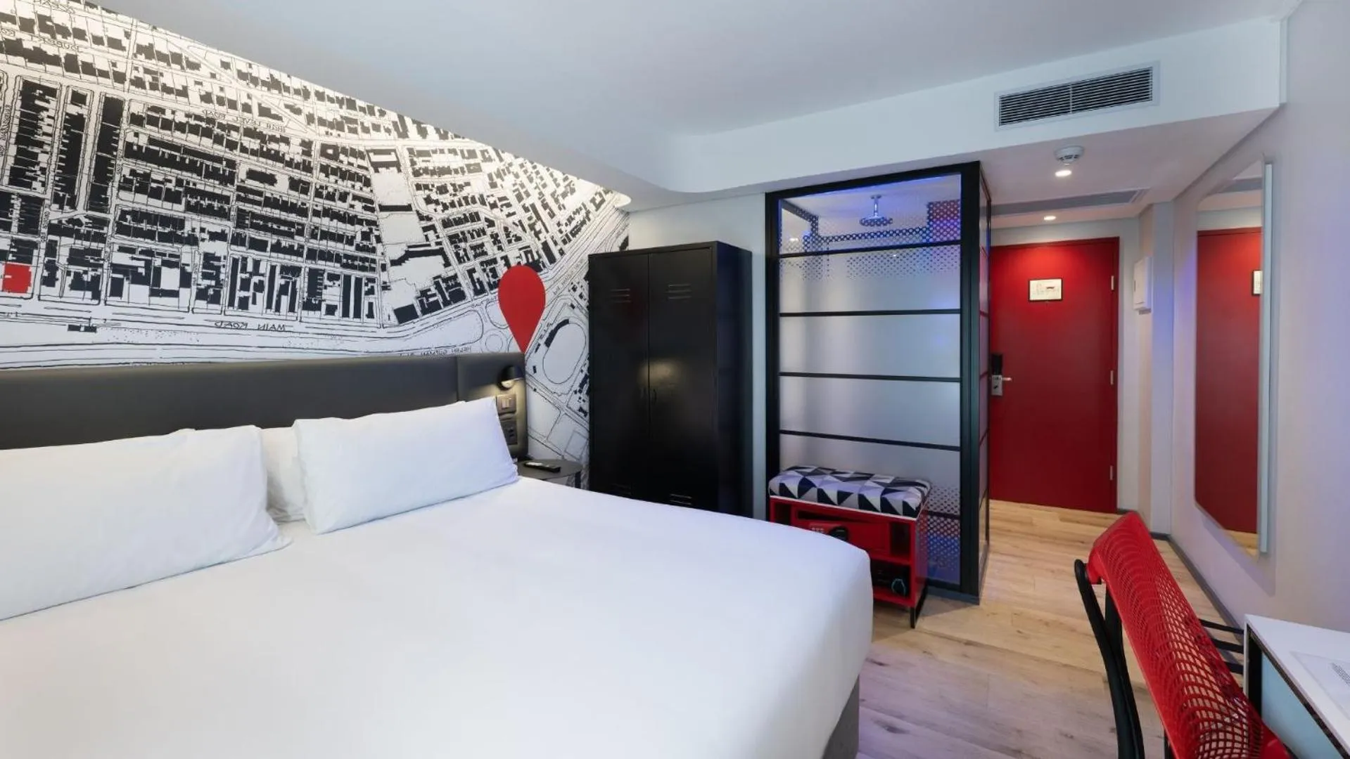 Bed in ANEW Hotel Green Point Cape Town