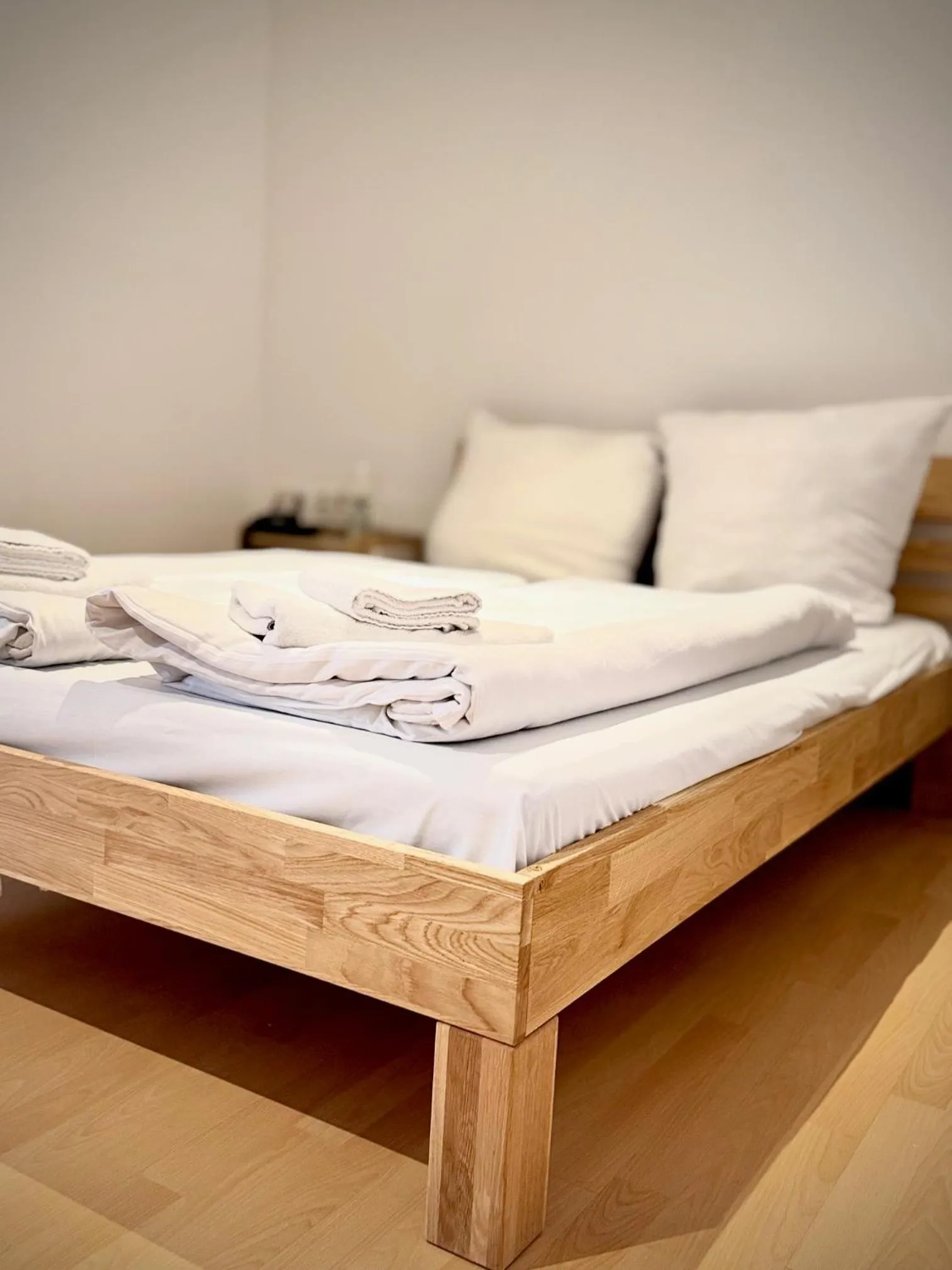 Photo of the whole room, Bed in Erlanger Hof