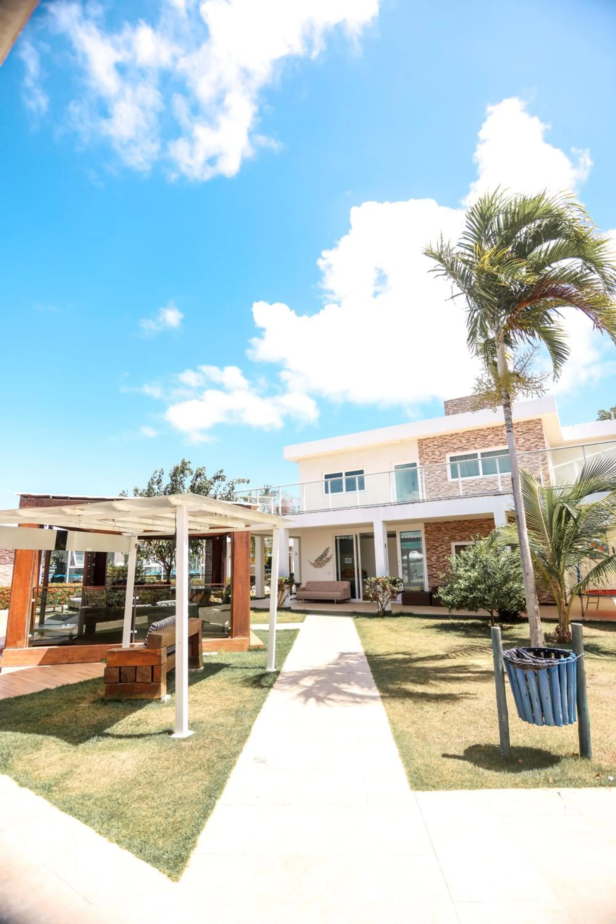 Property building in Pousada Jirituba