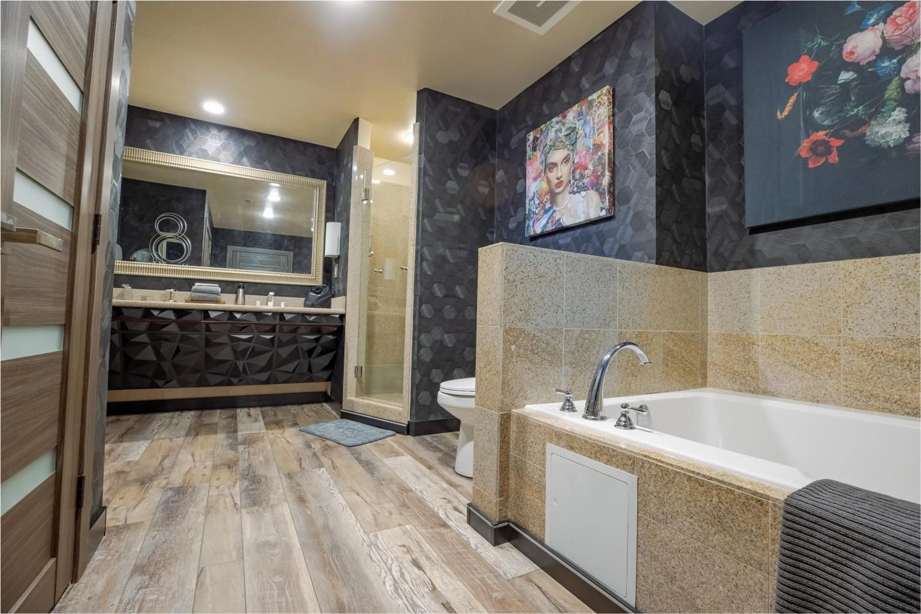 Shower in 2100 SqFt Penthouse Suite W/ Strip Views! POOL GYM