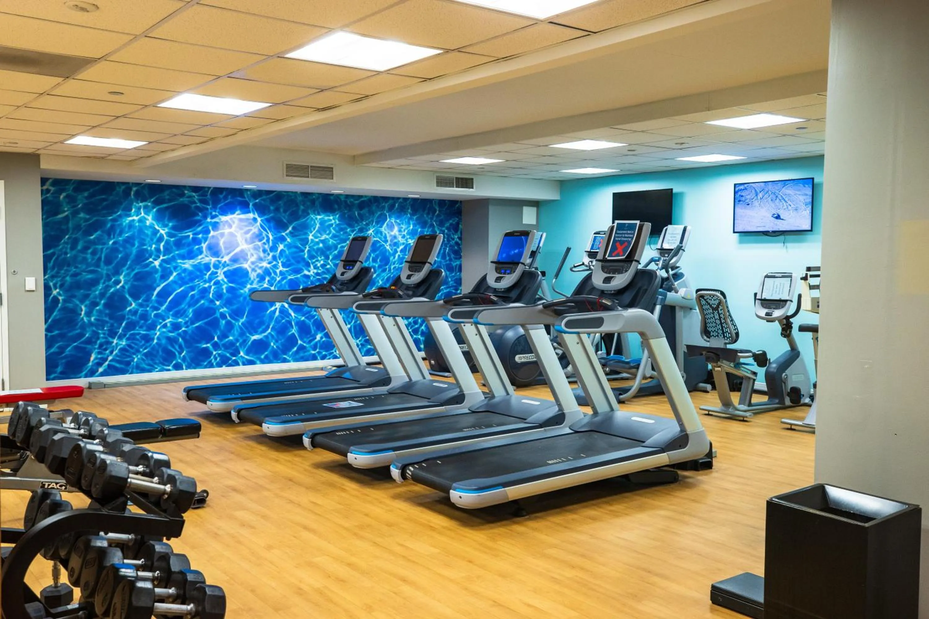 Fitness centre/facilities in 2100 SqFt Penthouse Suite W/ Strip Views! POOL GYM