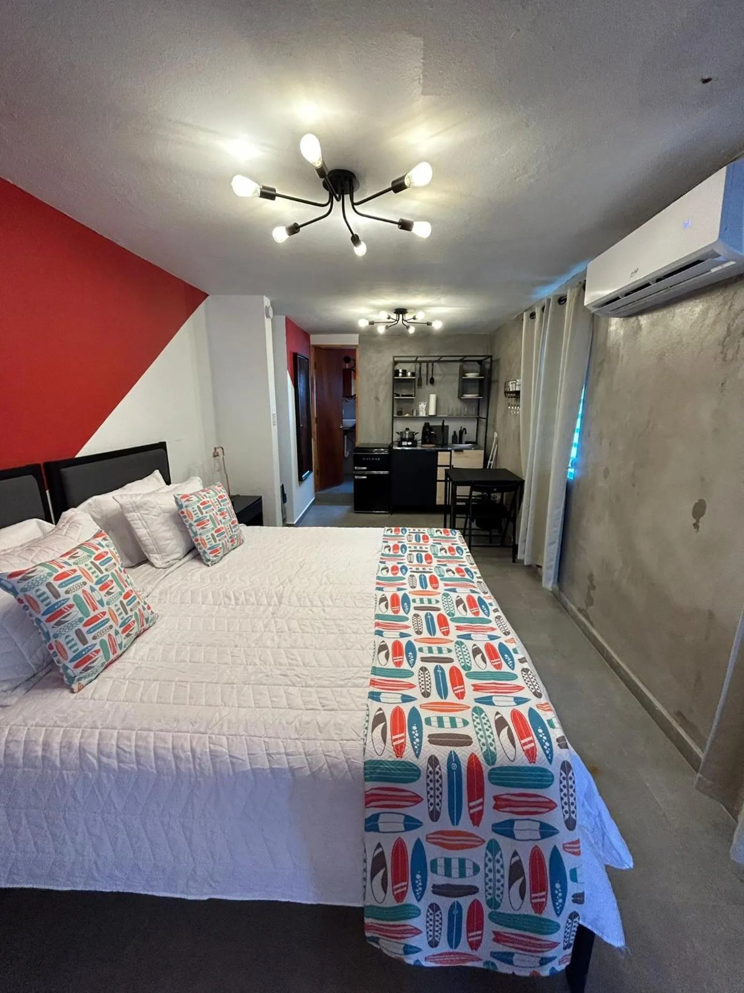 Bed in The Surfing Turtle