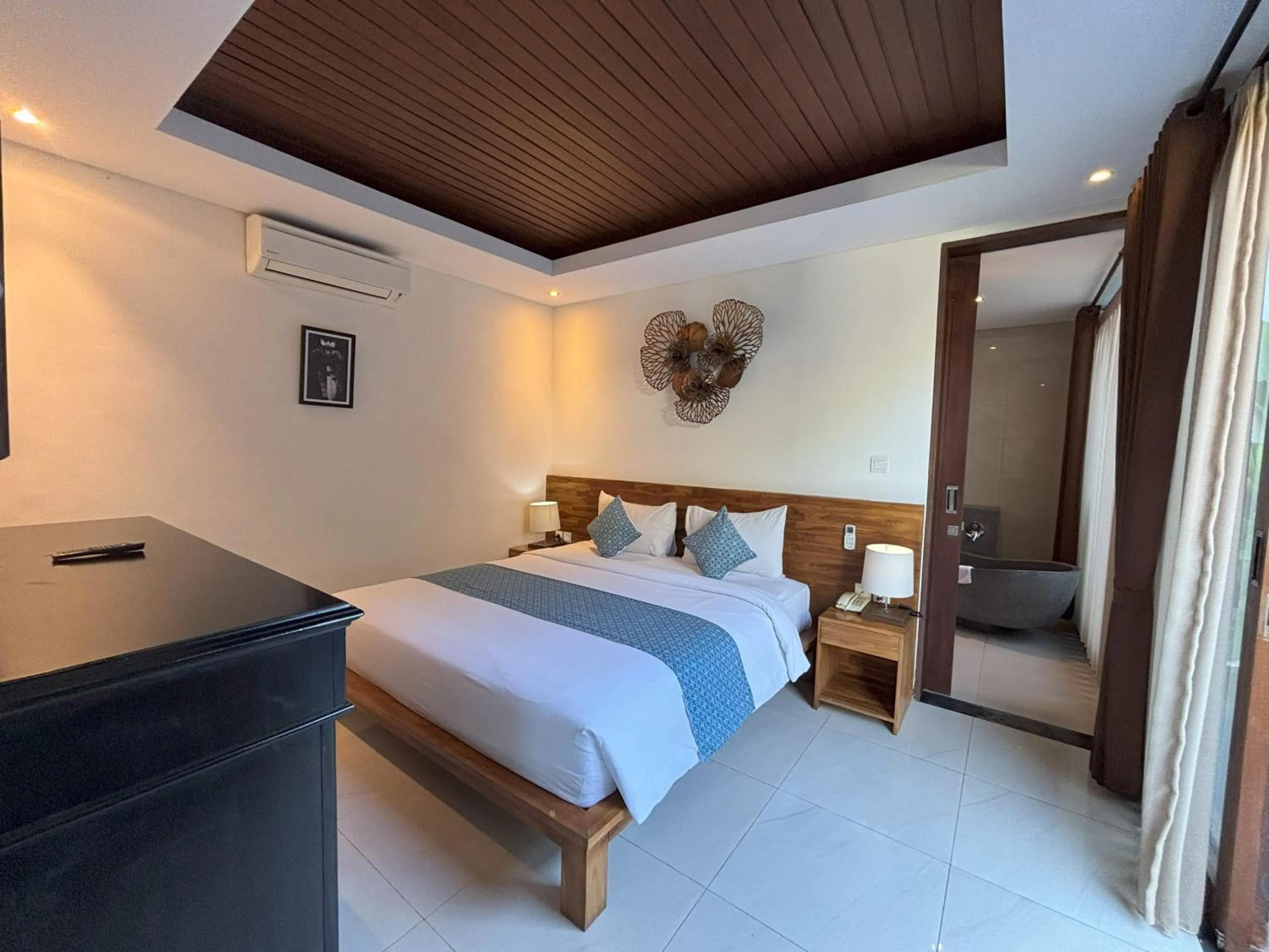 Bedroom, Bed in The Calna Villa Bali