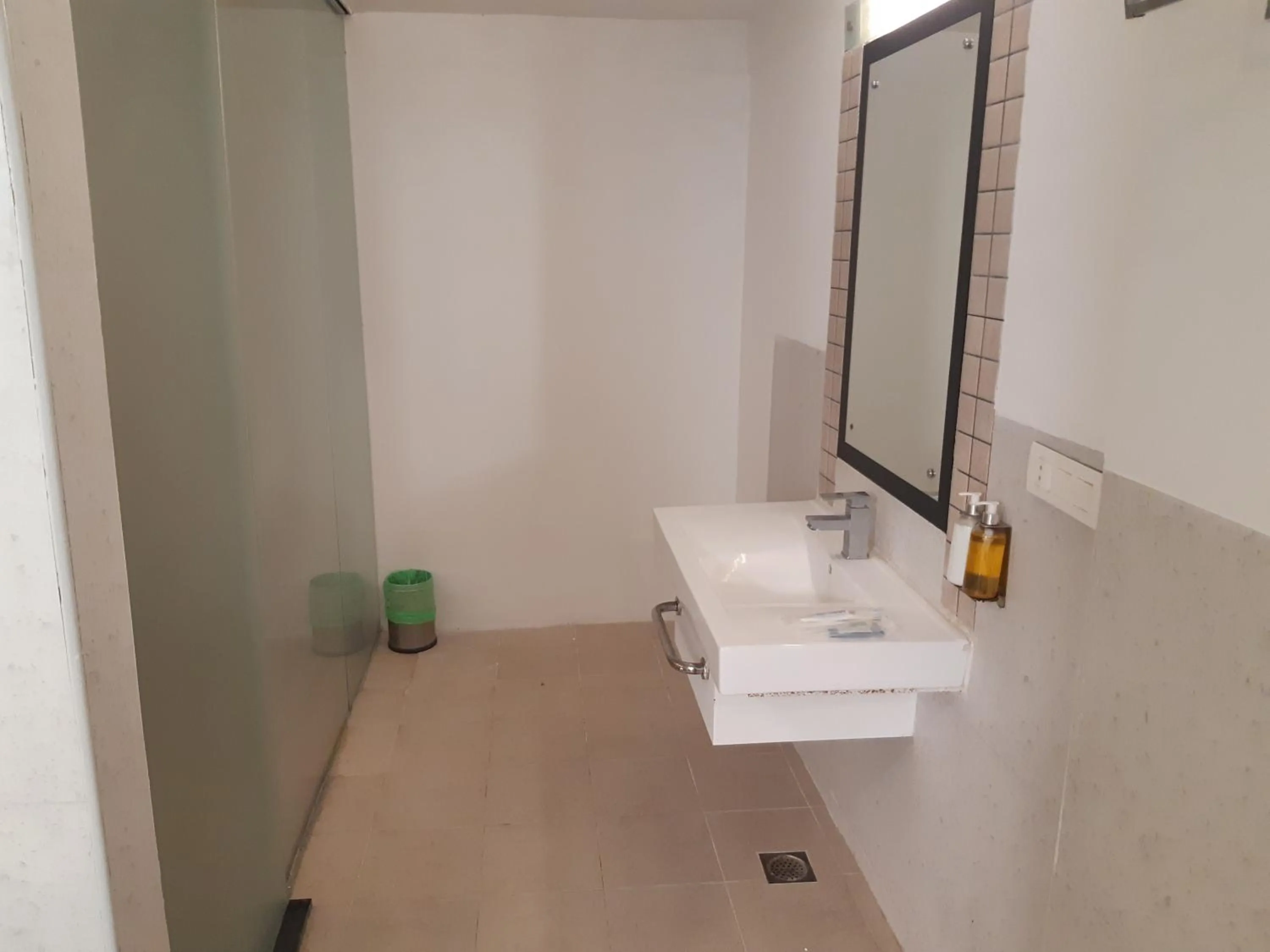 Bathroom in Alana Townhouse