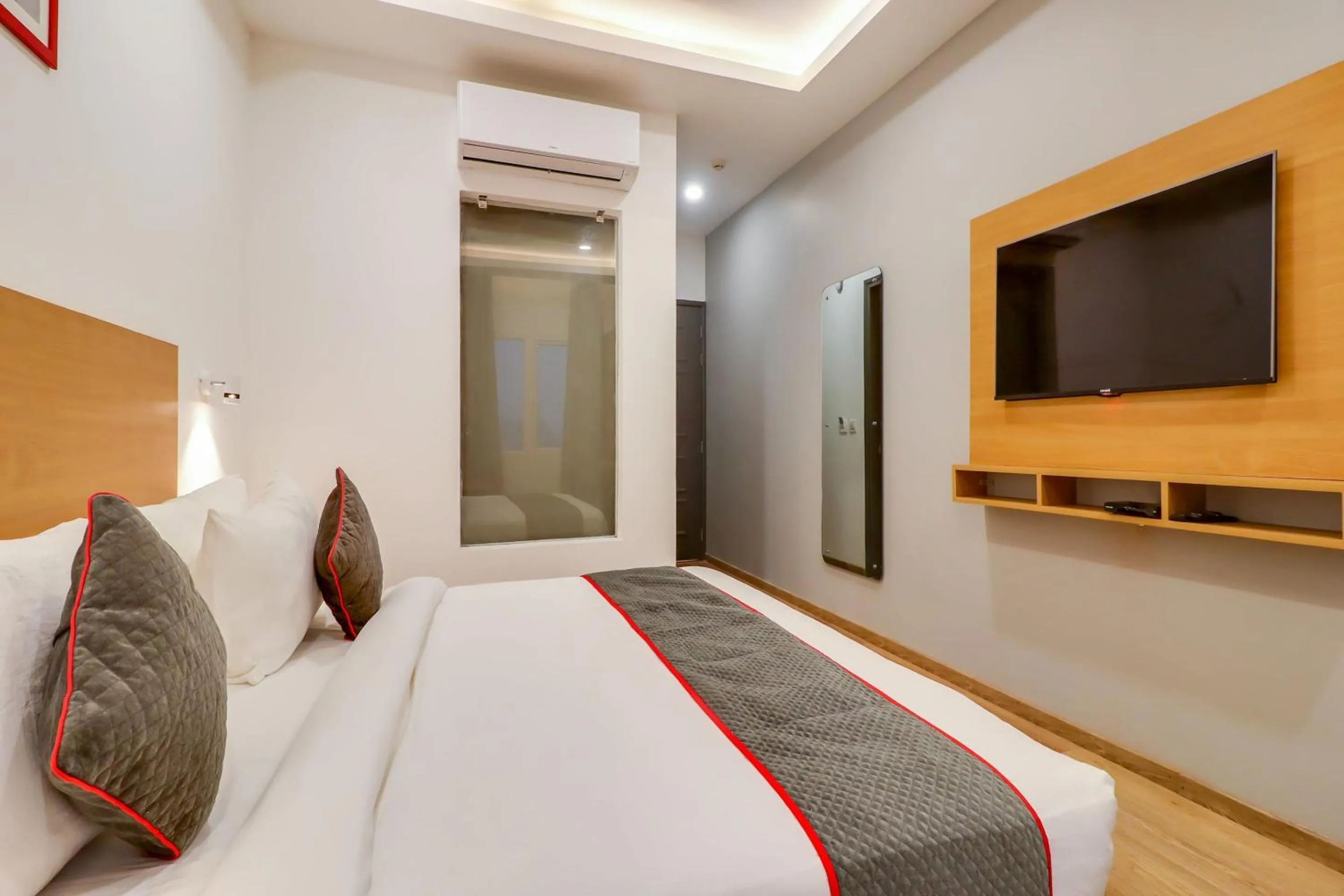 Bedroom, Bed in Super Townhouse Jashn