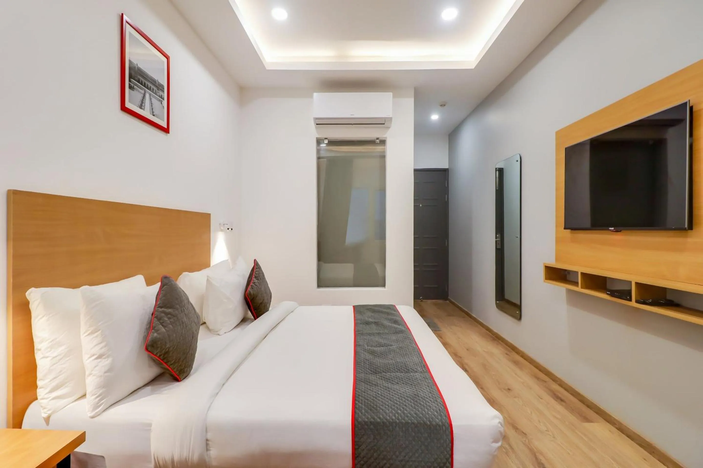 Bedroom, Bed in Super Townhouse Jashn