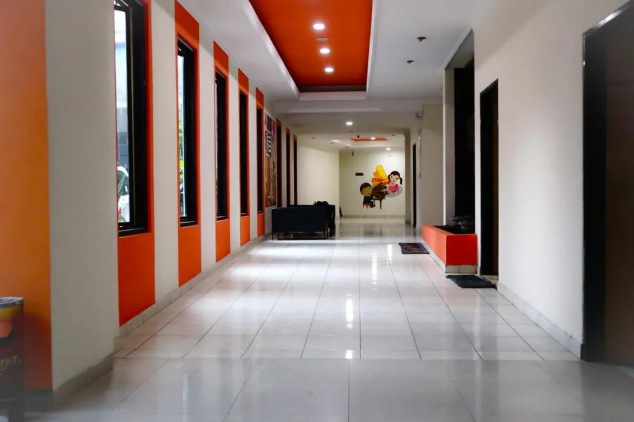 Lobby or reception in Votel Hotel Tulungagung