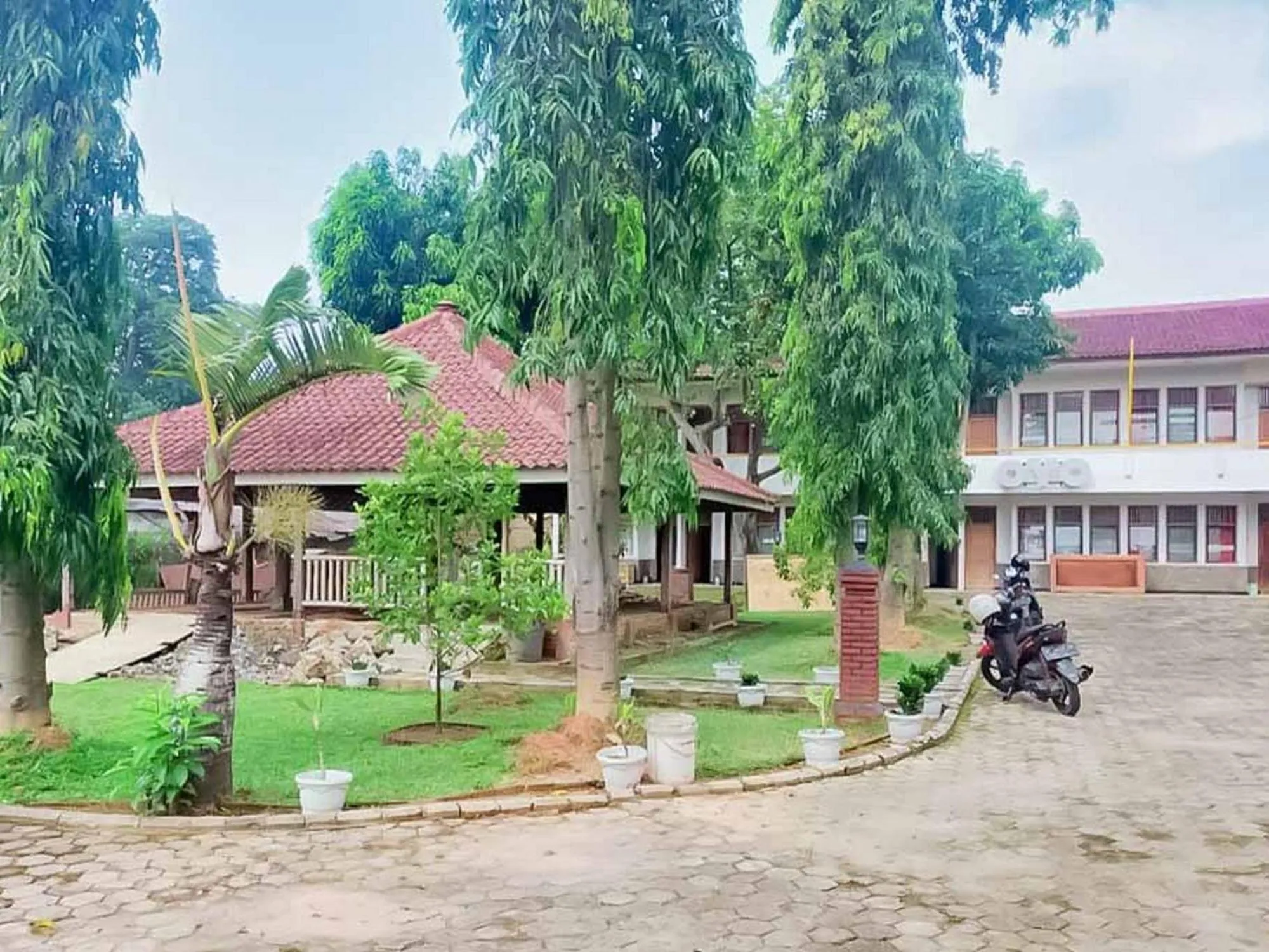 Property building in Rumah Pahoman Syariah Mitra RedDoorz