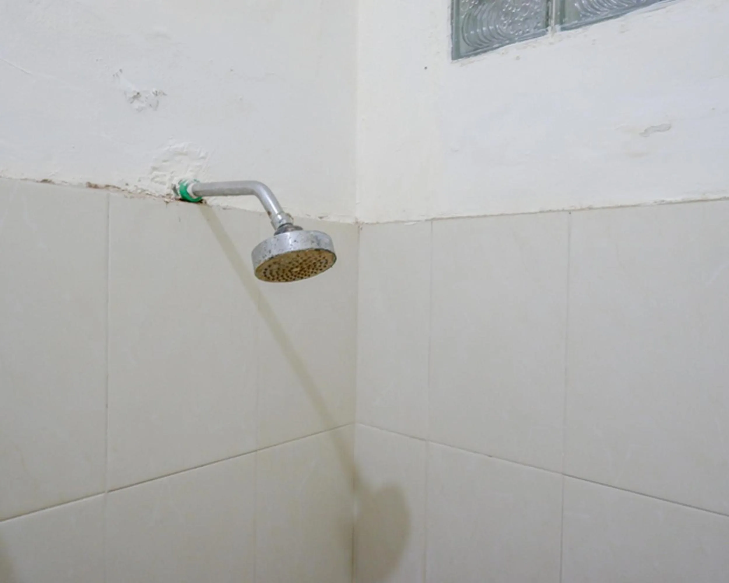 Bathroom in RedDoorz Plus @ Hotel Asih UNY