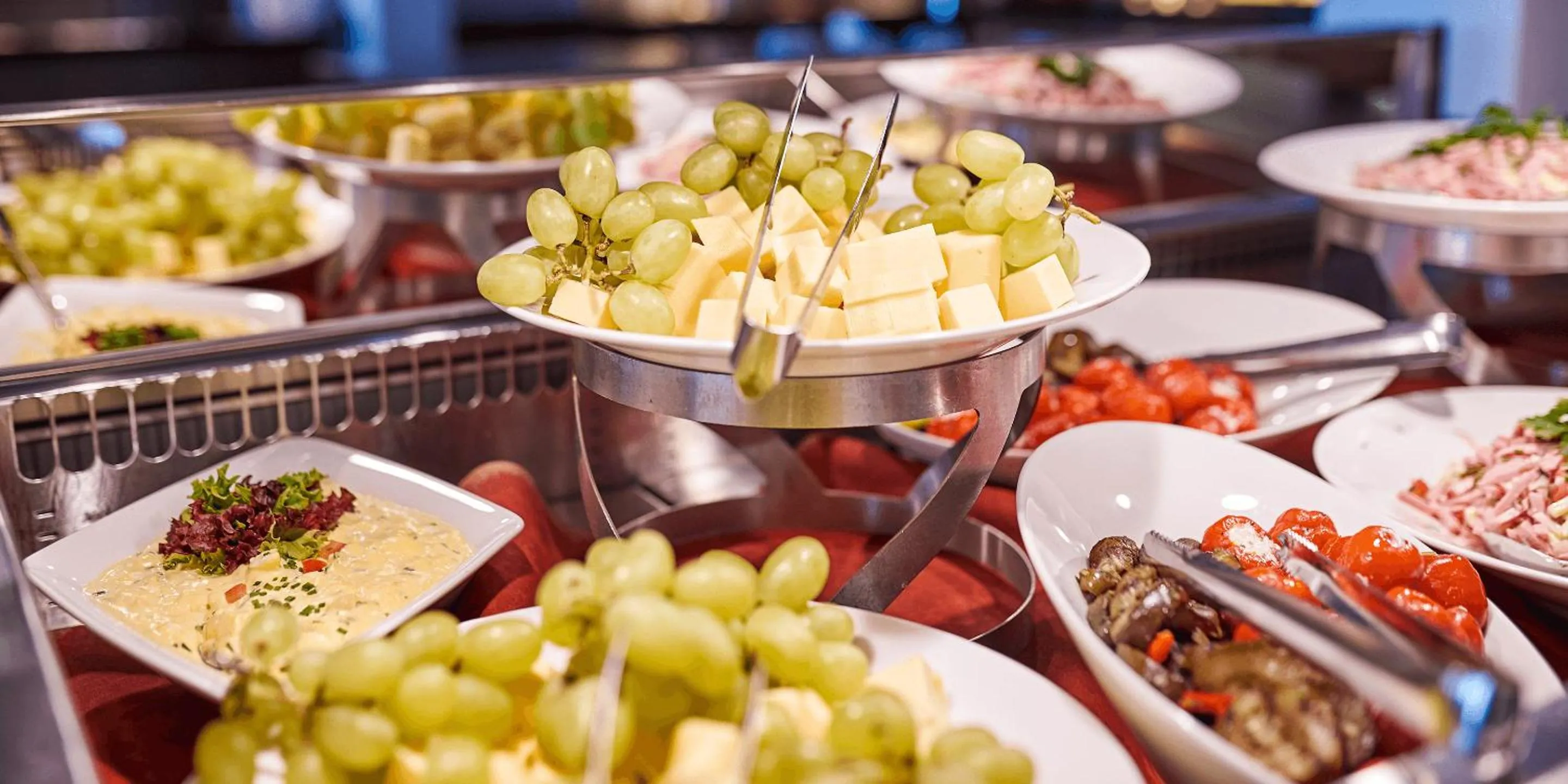 Restaurant/places to eat in Ostseehotel Midgard in Damp