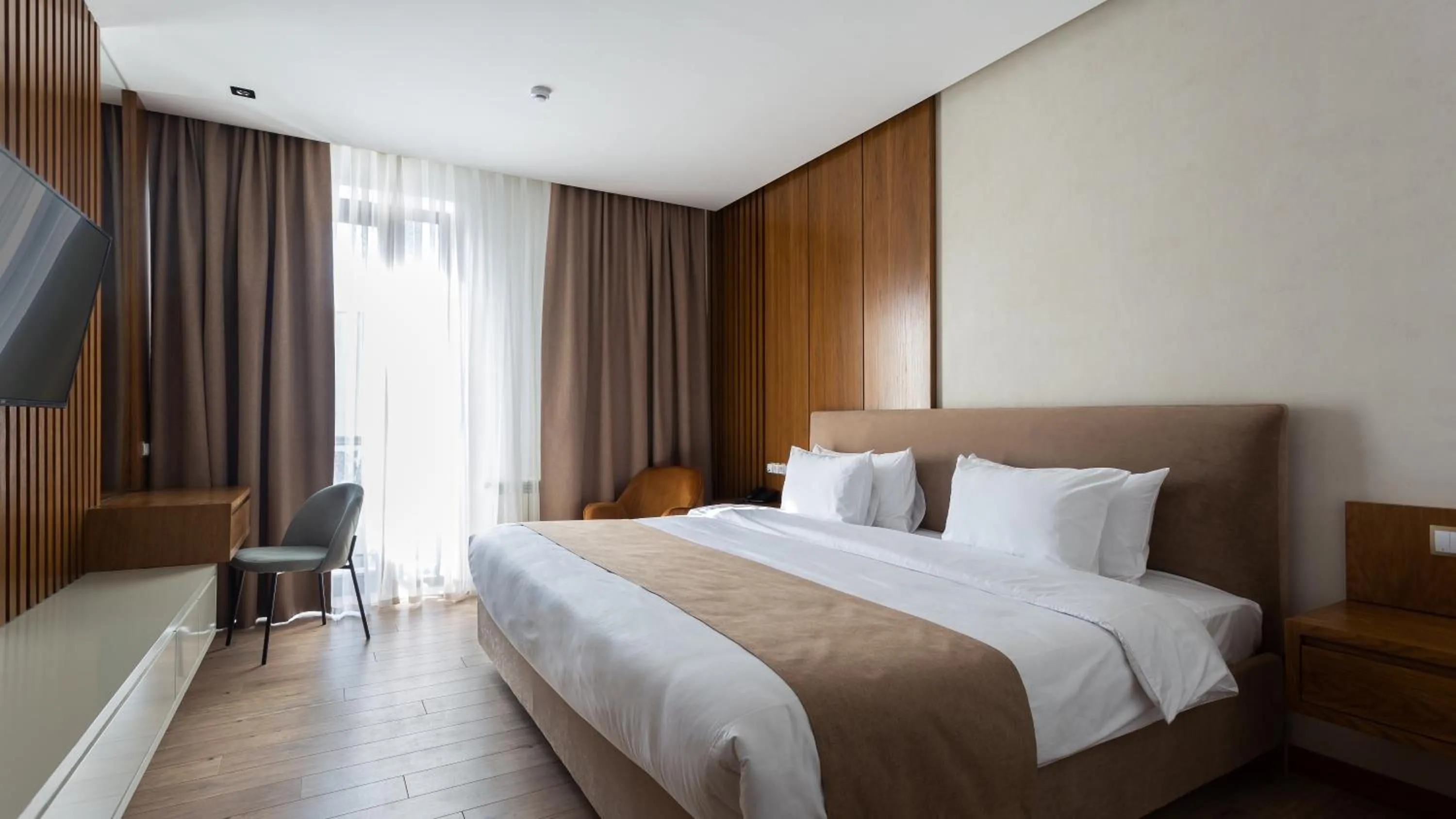 Bed in HOTEL MODERNO & Spa