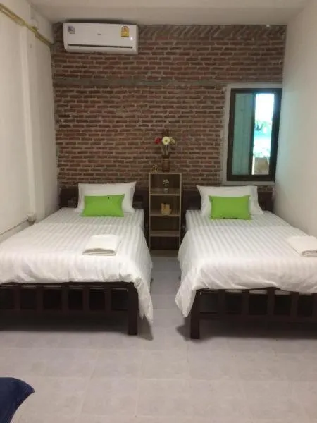 Bedroom, Bed in Banana Hostel Donmuang