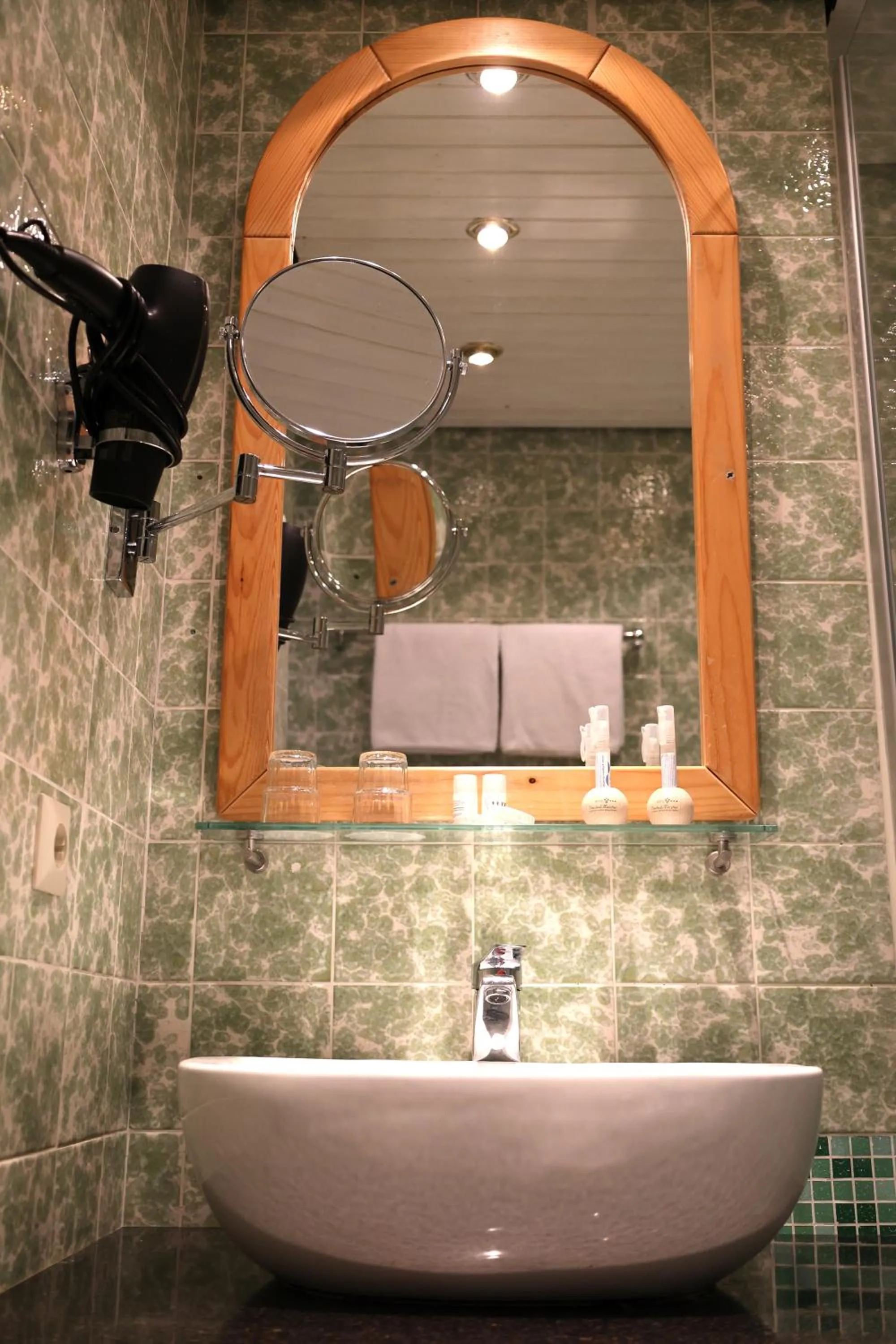 Bathroom in Aparthotel Deutschmeister