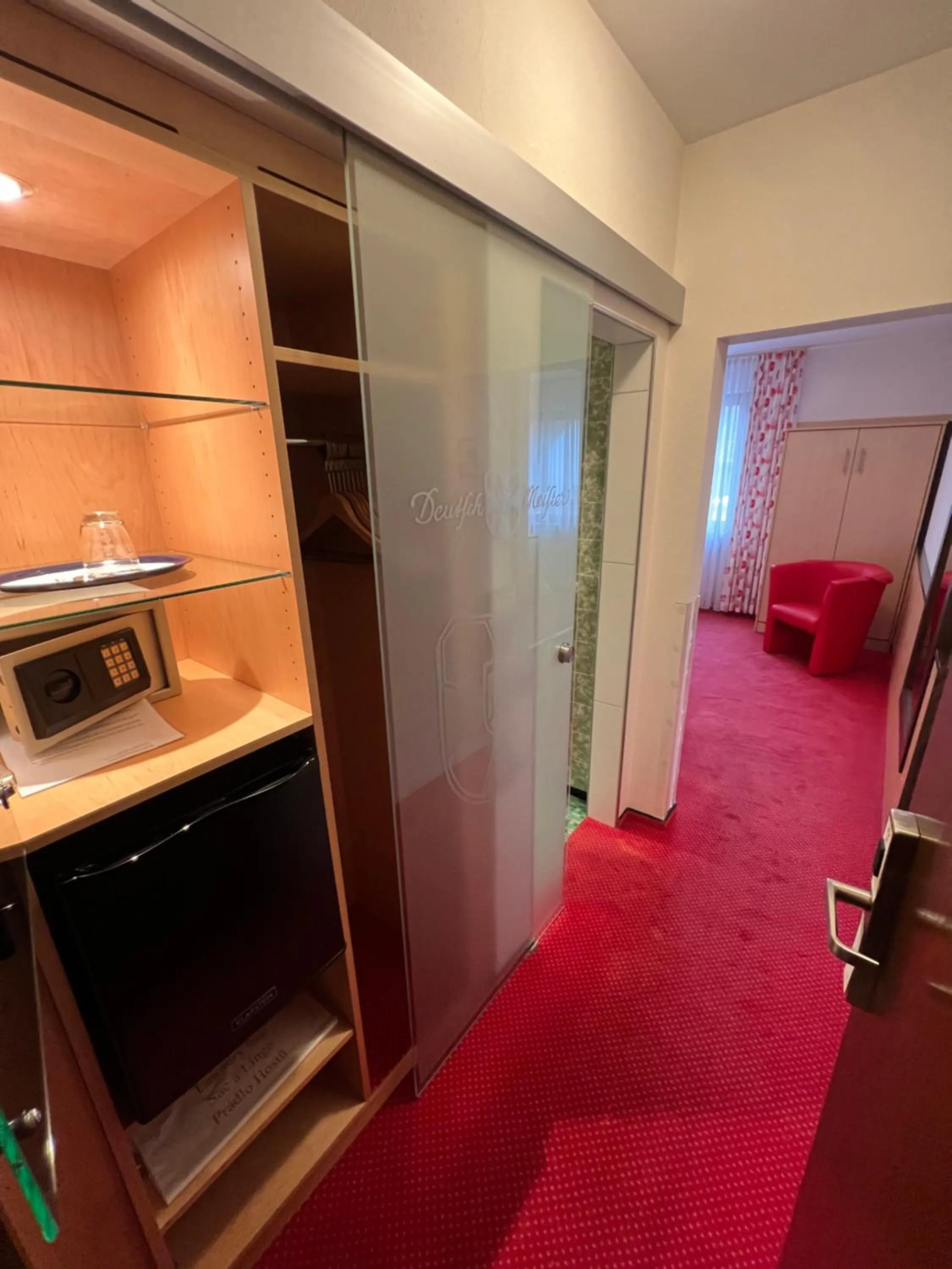 Photo of the whole room in Aparthotel Deutschmeister