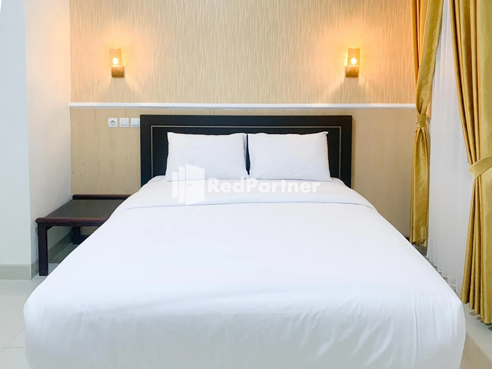 Bedroom in RedDoorz Syariah At Hotel Nuri Indah Dongkelan Yogyakarta