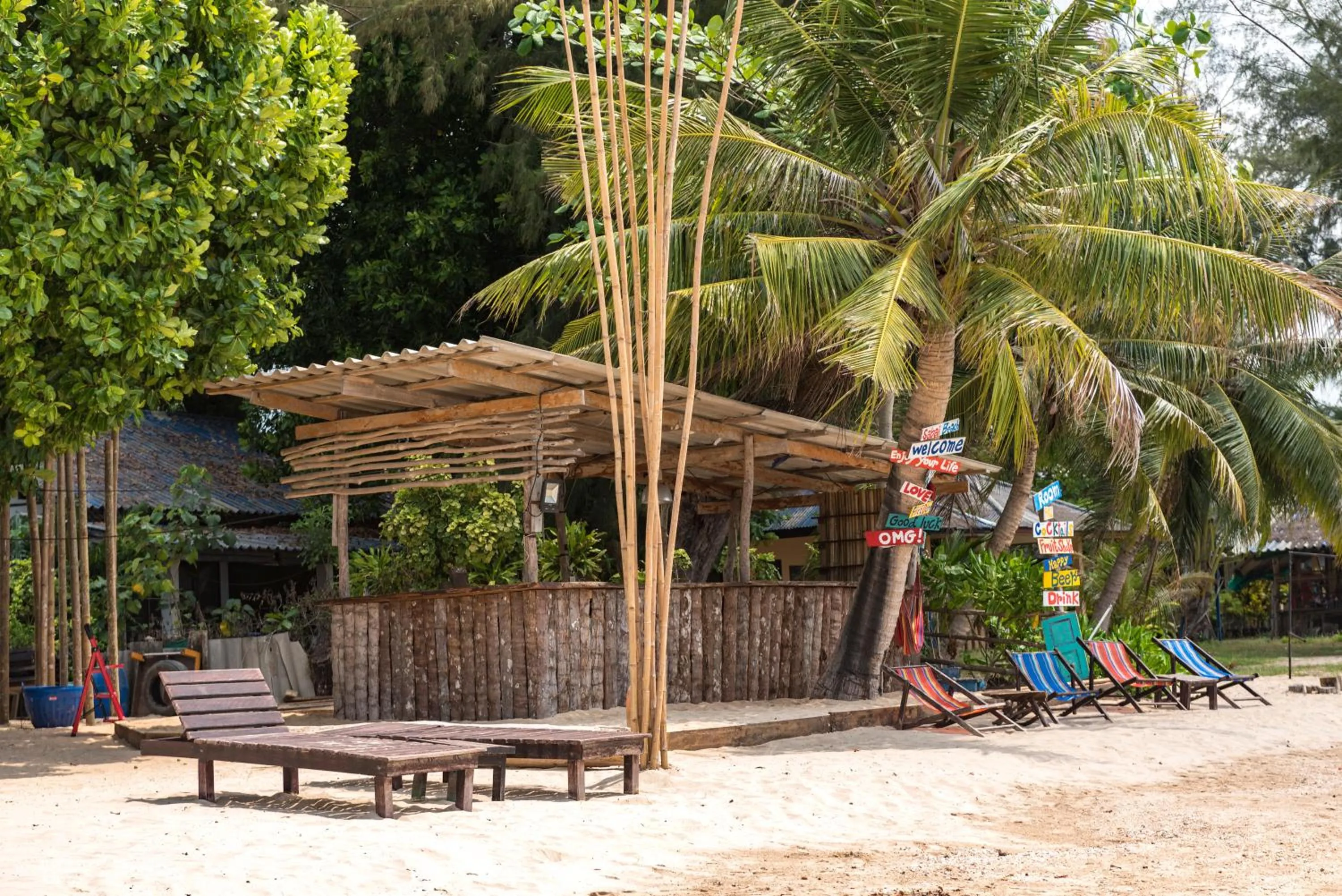 Lounge or bar in Sabai Beach Resort