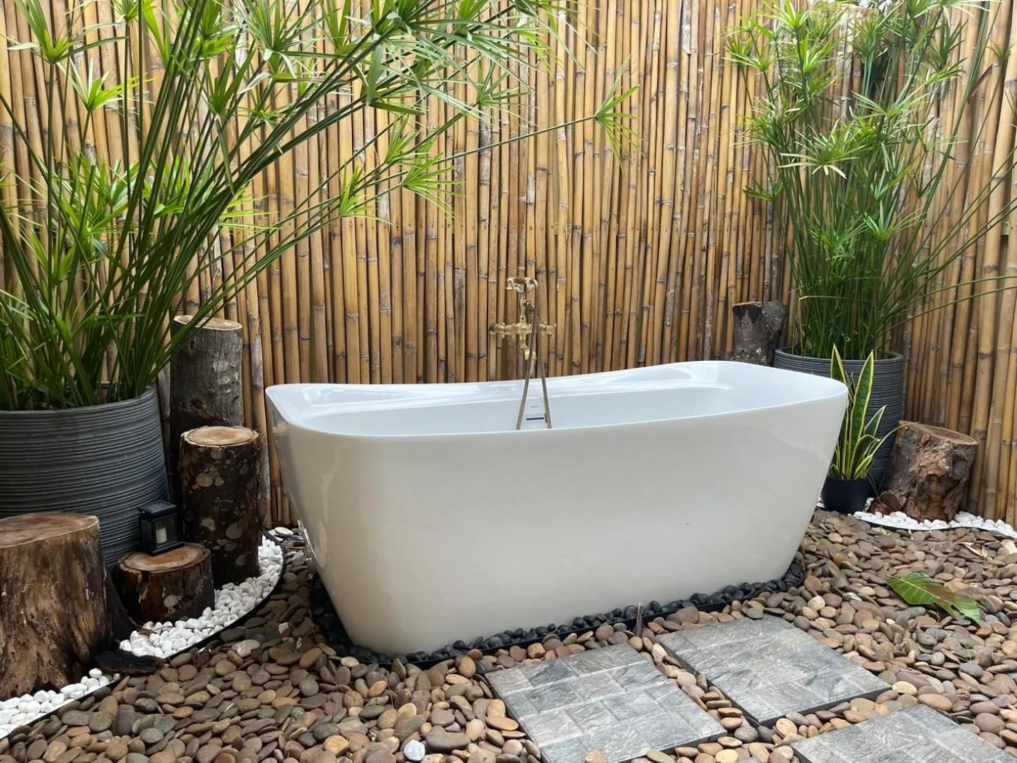 Bath in The Air Khaoyai Hotel