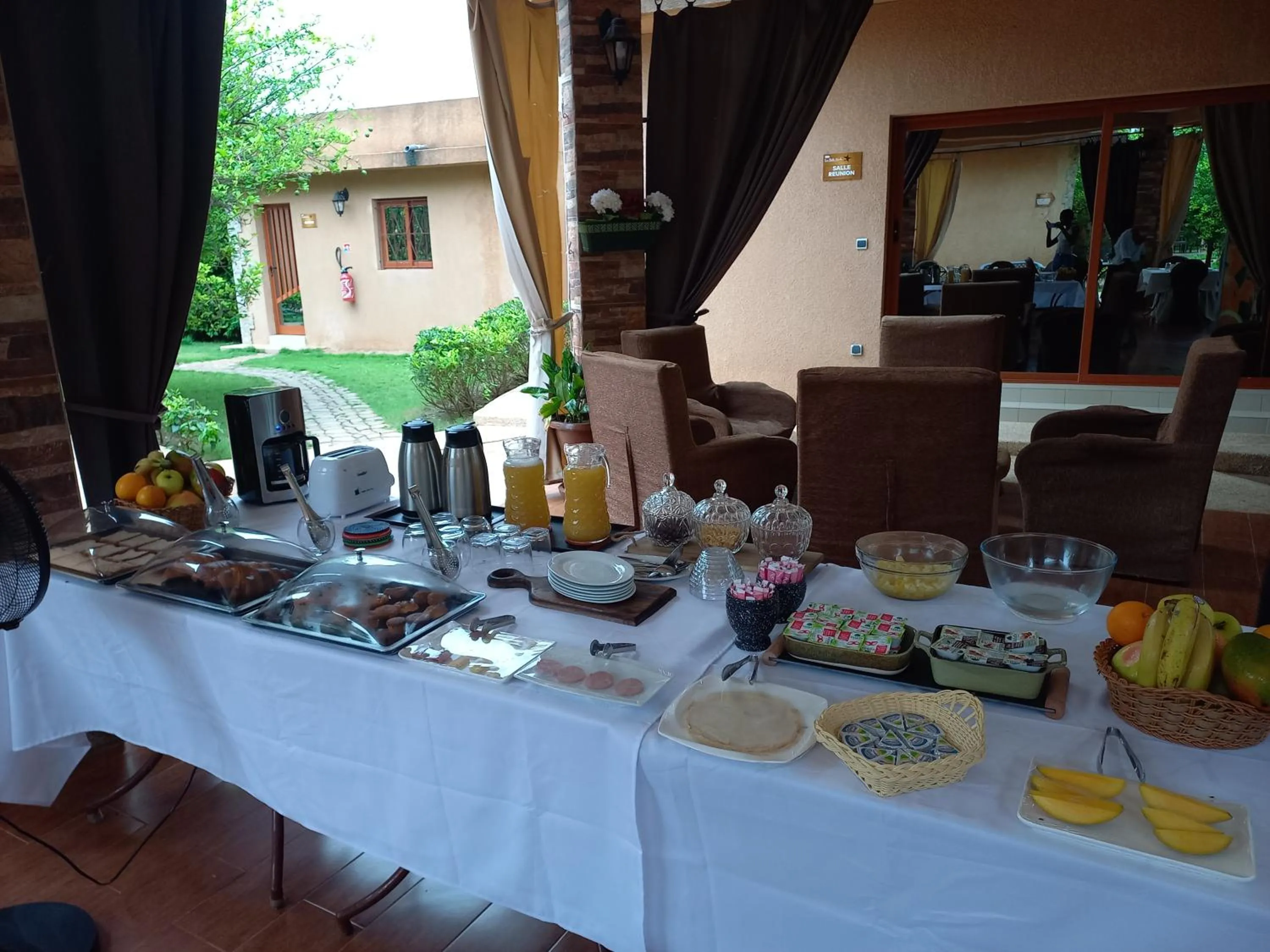 Buffet breakfast in Hôtel La Belle Etoile & SPA