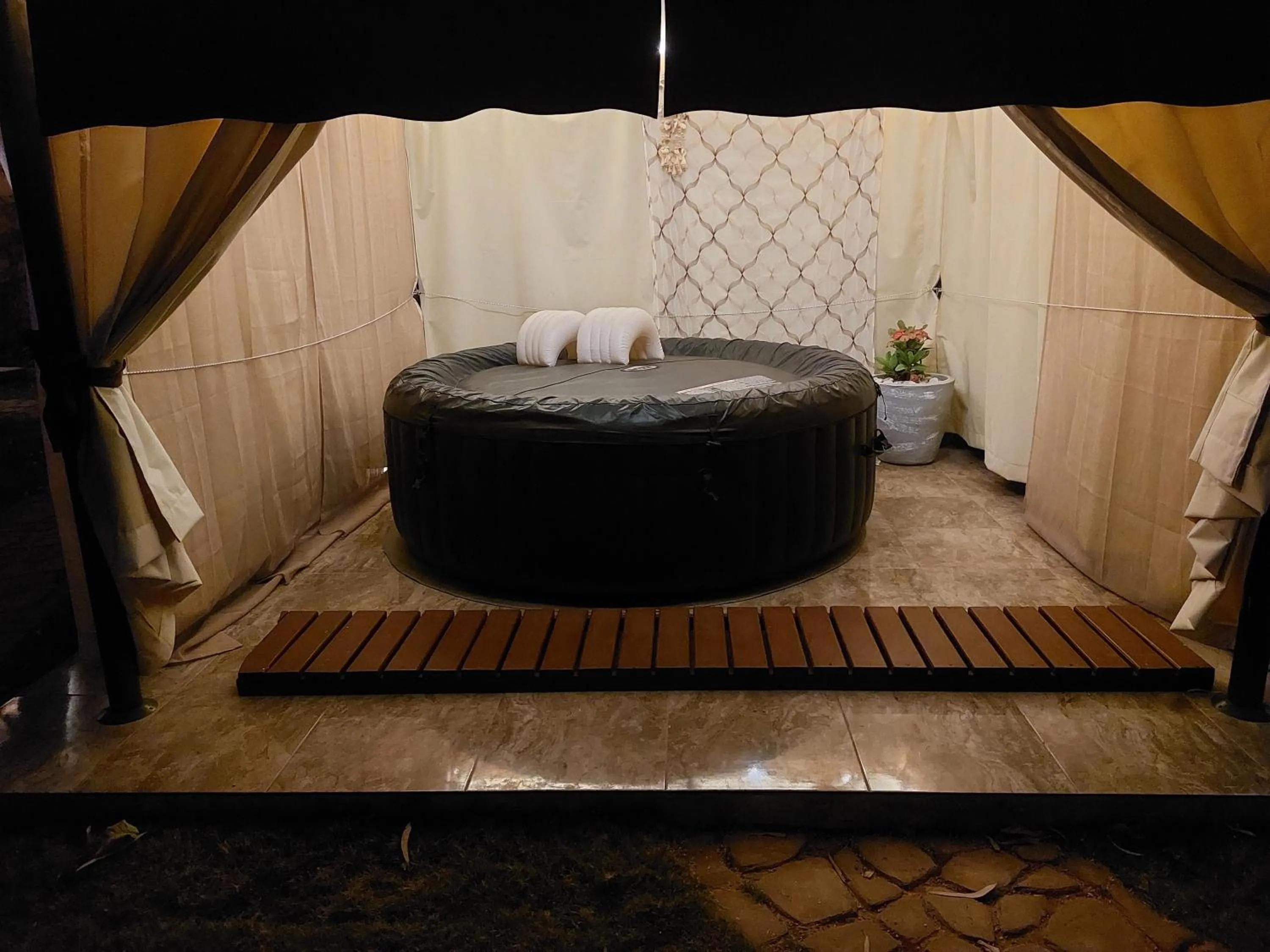 Spa and wellness centre/facilities, Bed in Hôtel La Belle Etoile & SPA