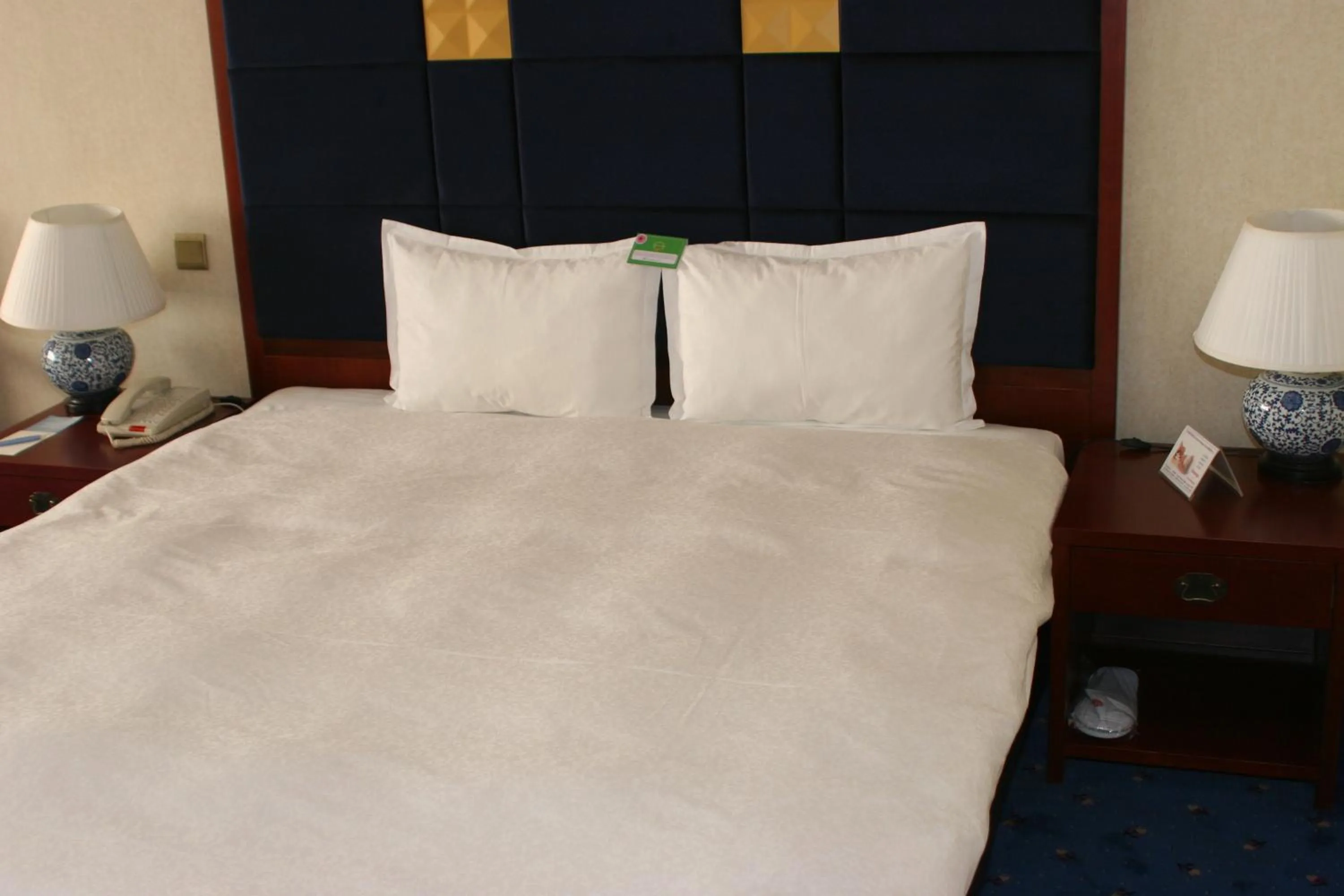 Bed in CITIC Hotel Beijing Airport