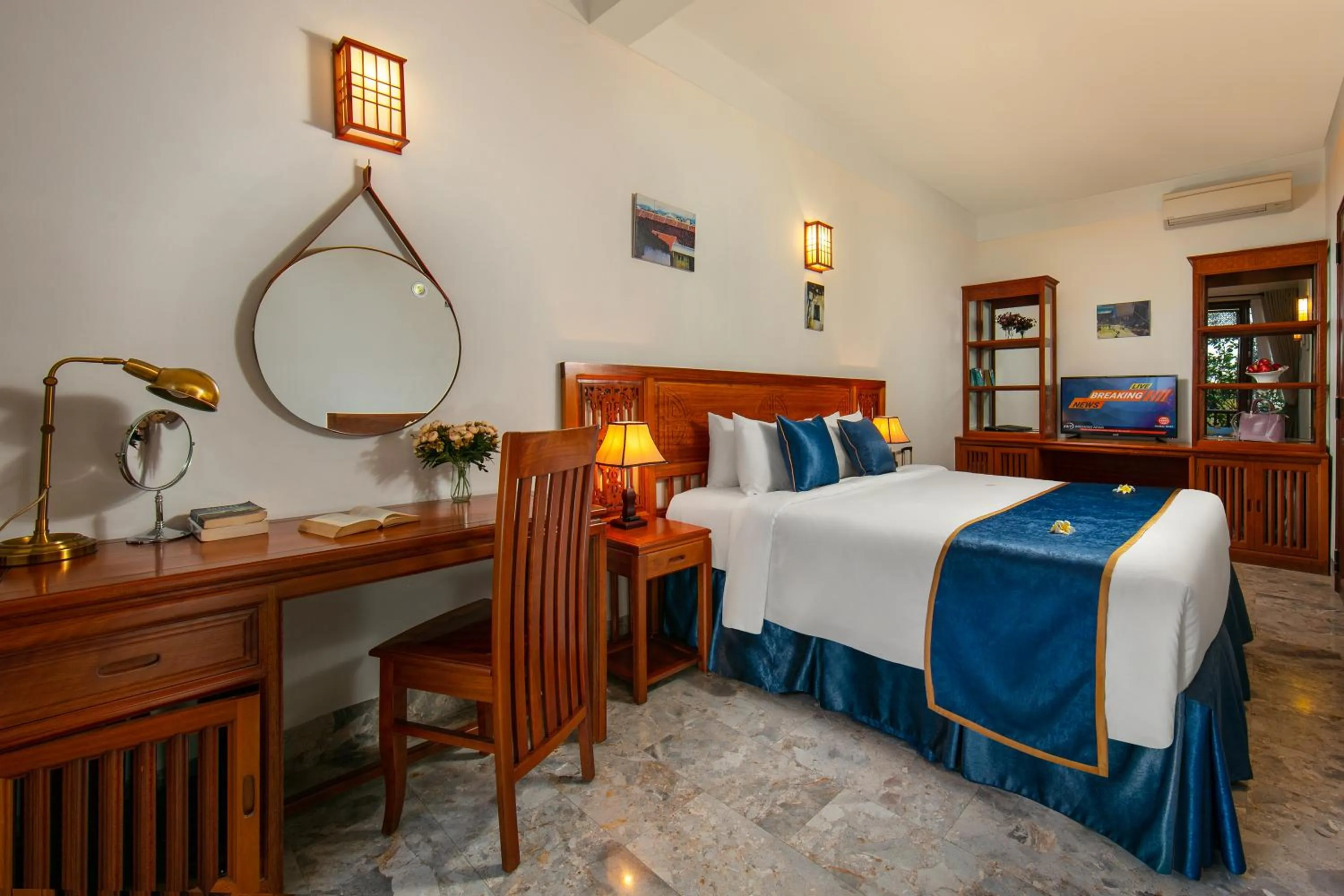 Photo of the whole room, Bed in Hoi An Riverside Villas & Apartments