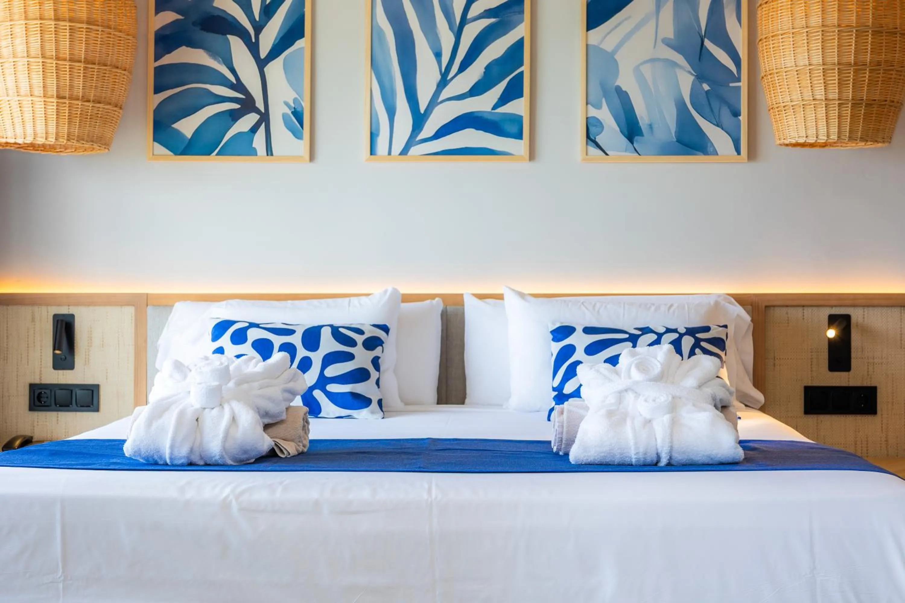 Bed in Marins Suites - Adults Only Hotel