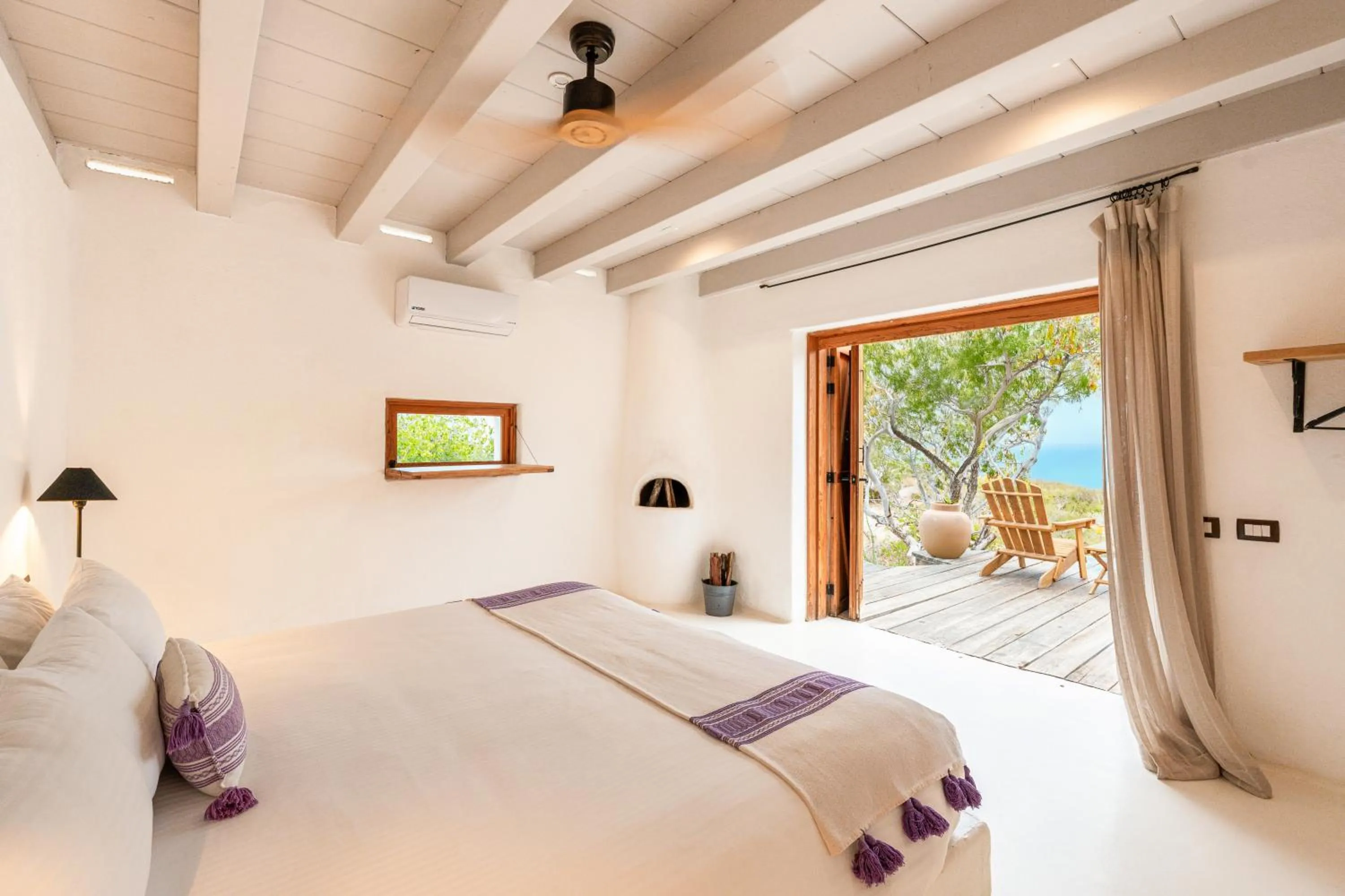 Bed in NEST Baja, a Member of Design Hotels