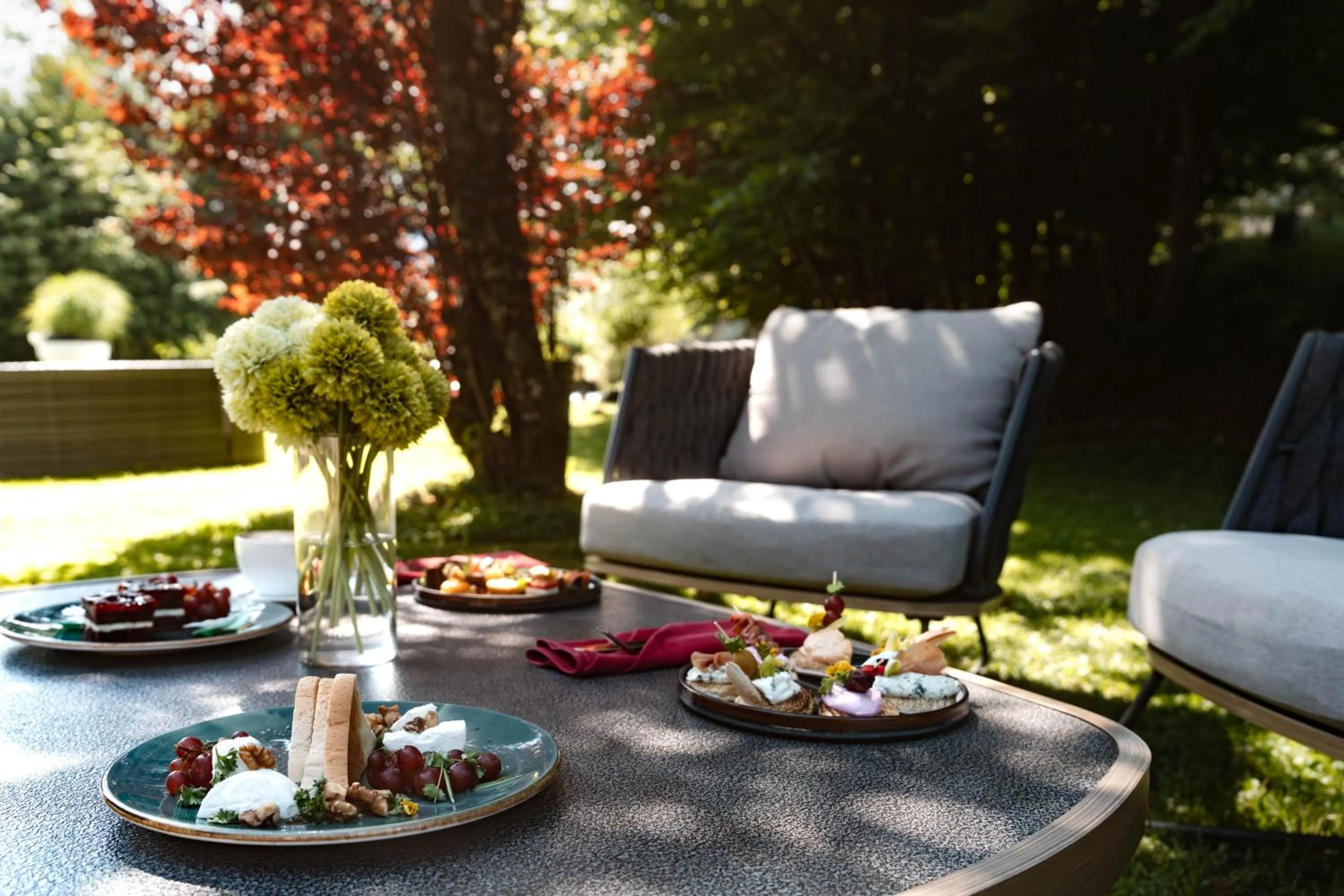 Garden in Alpin & Wellness Resort Ludwig Royal