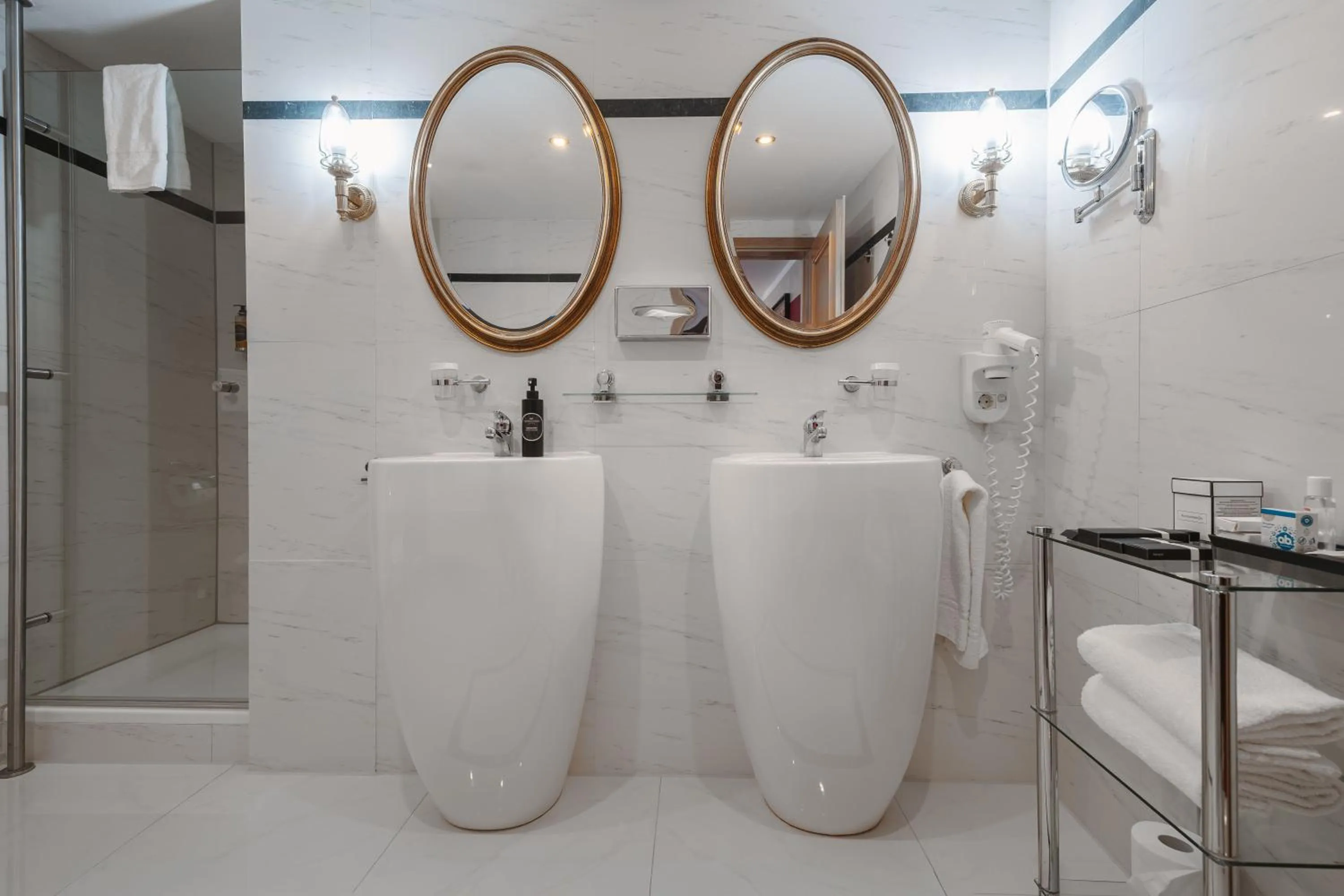 towels in Alpin & Wellness Resort Ludwig Royal