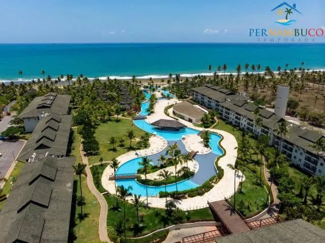 Bird's eye view in Beach Class Resort Muro Alto - Piscinas Naturais