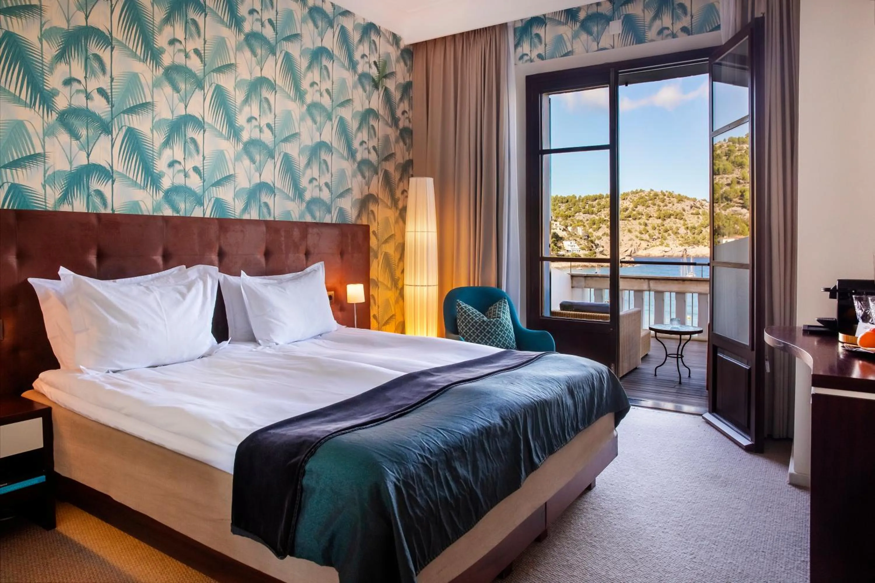 Bed in Hotel Esplendido