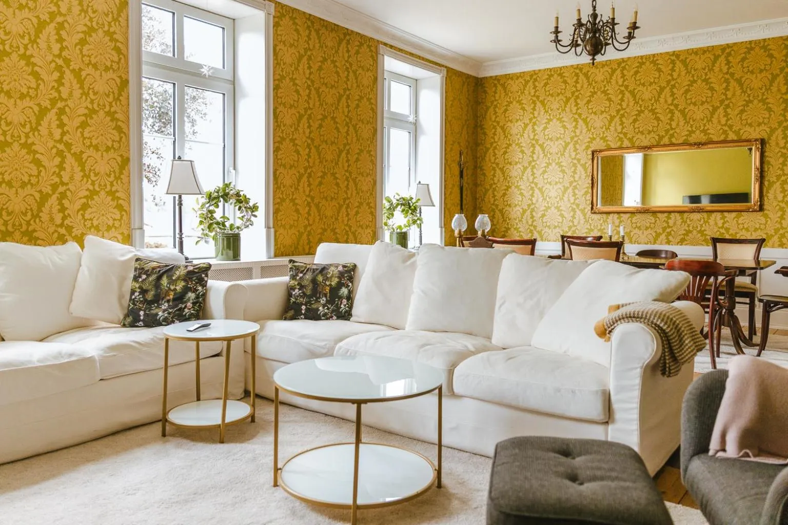 Communal lounge/ TV room in Lindegaarden Kollund