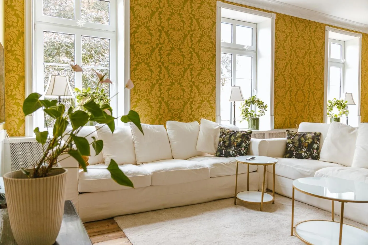 Communal lounge/ TV room in Lindegaarden Kollund