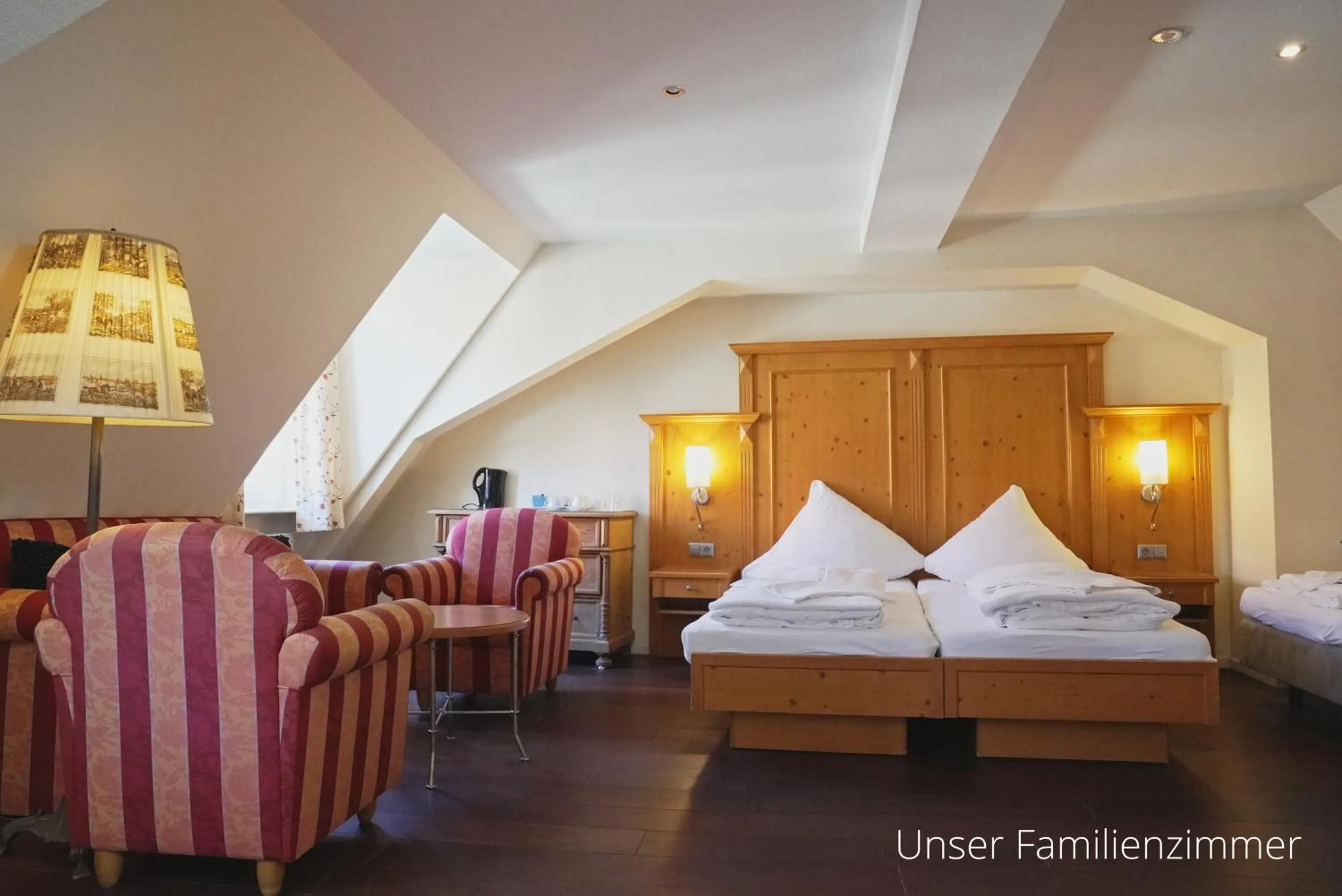 Bed in Das Lamm Heidelberg