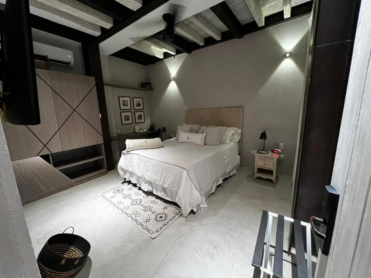 Photo of the whole room, Bed in Lunalá Hotel Boutique