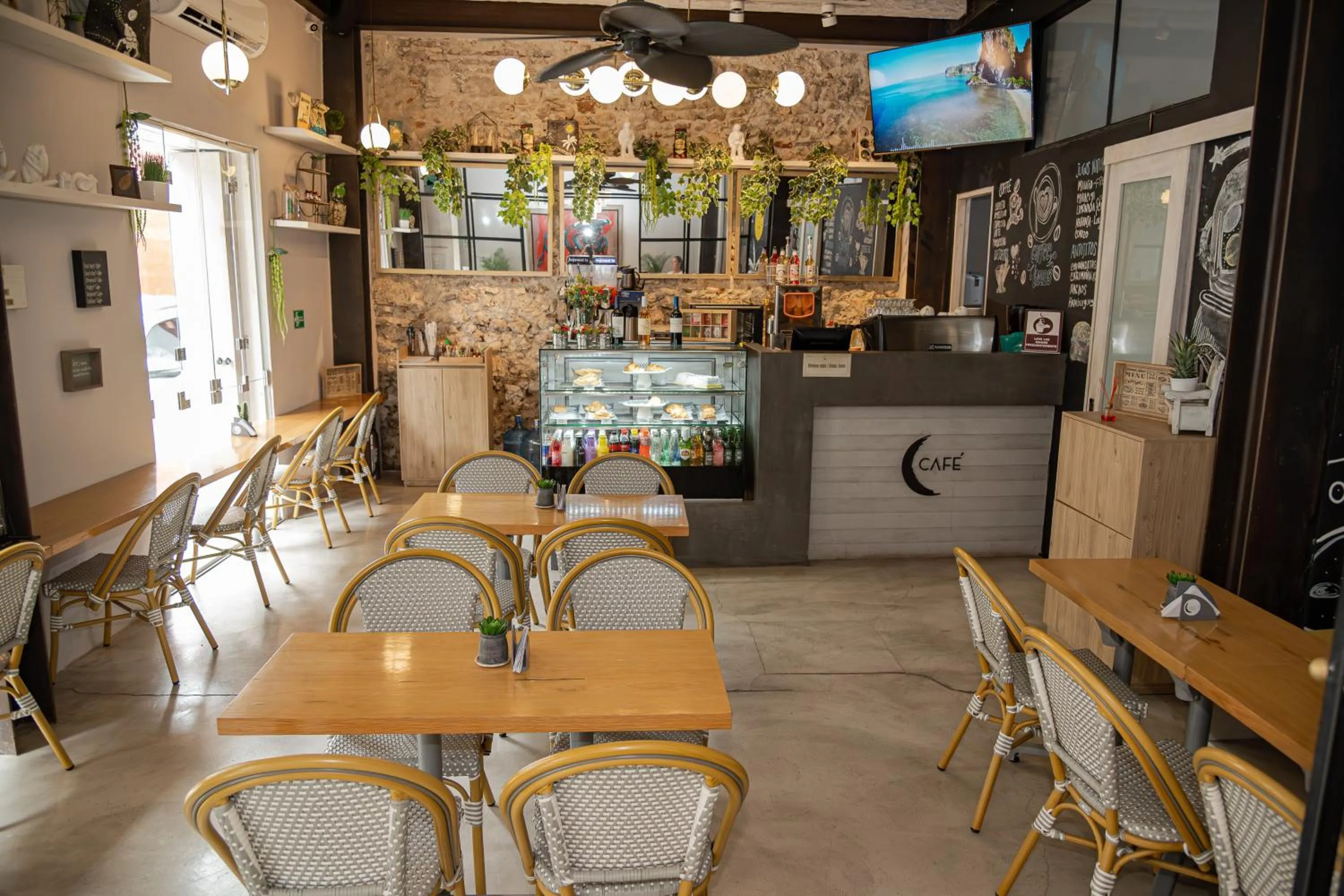 Restaurant/places to eat in Lunalá Hotel Boutique