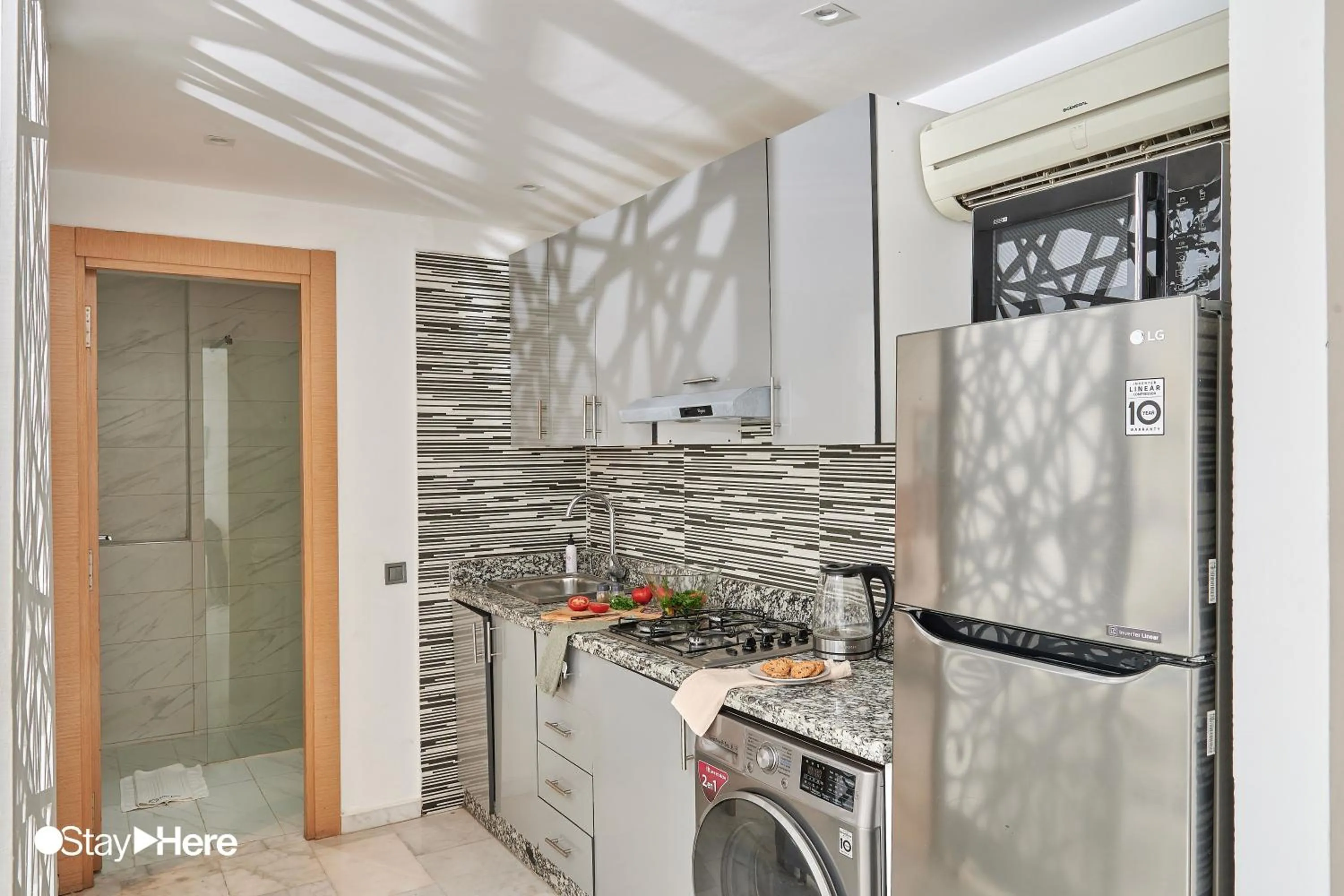 washing machine in Stayhere Rabat - Agdal 2 - Classic Residence