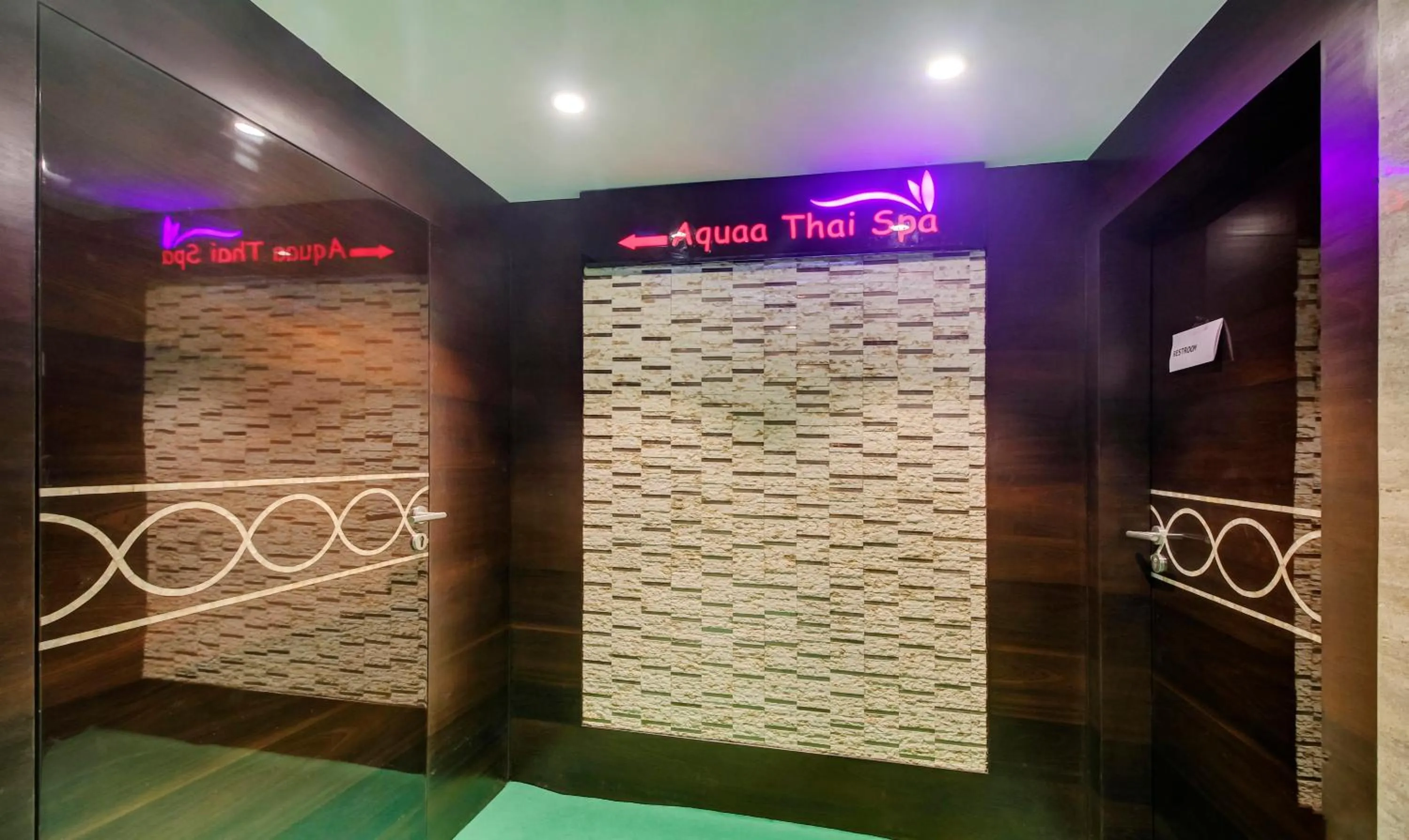 Spa and wellness centre/facilities in Treebo Premium Tahoora International