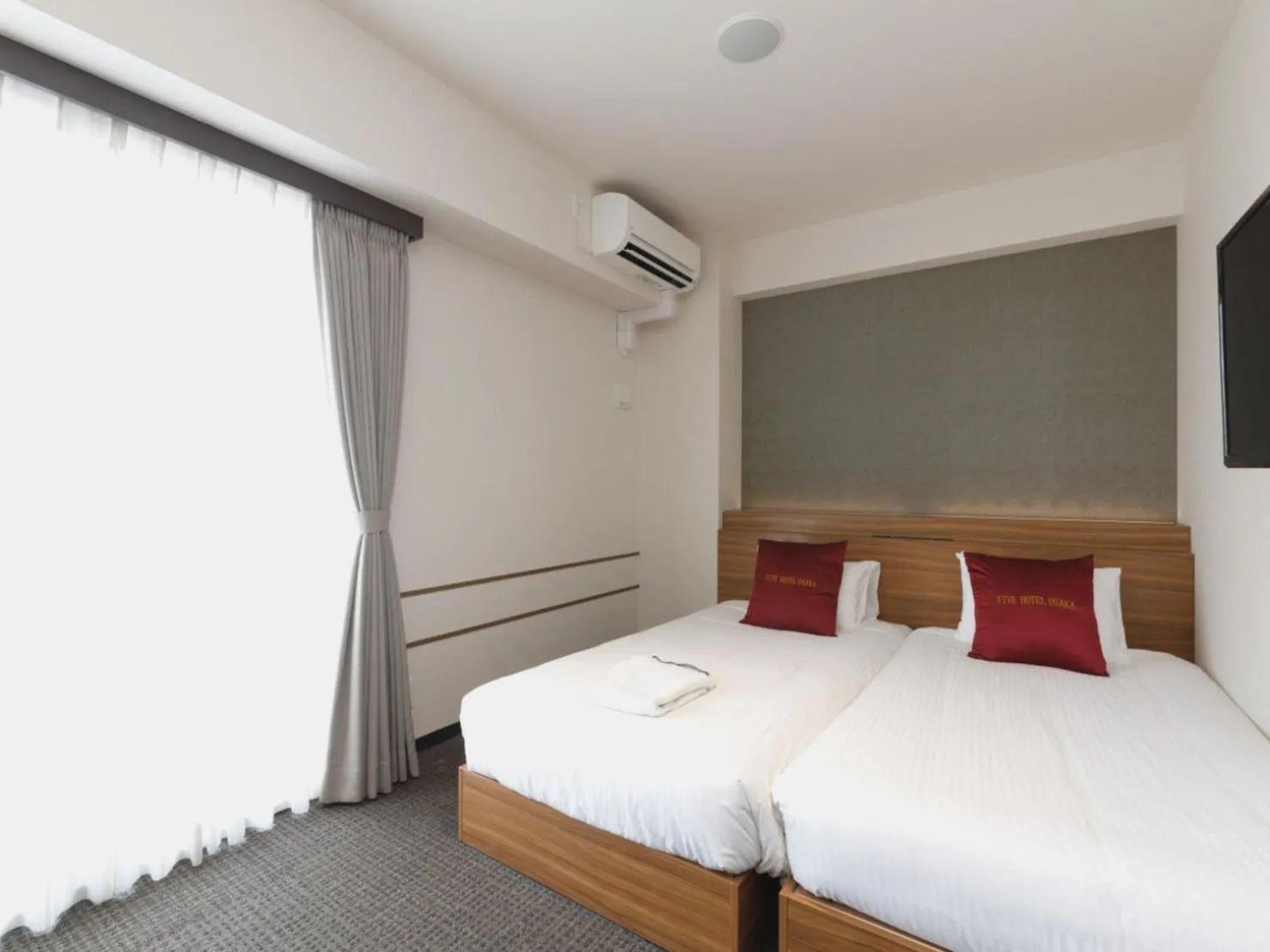 Bed in Five Hotel Osaka