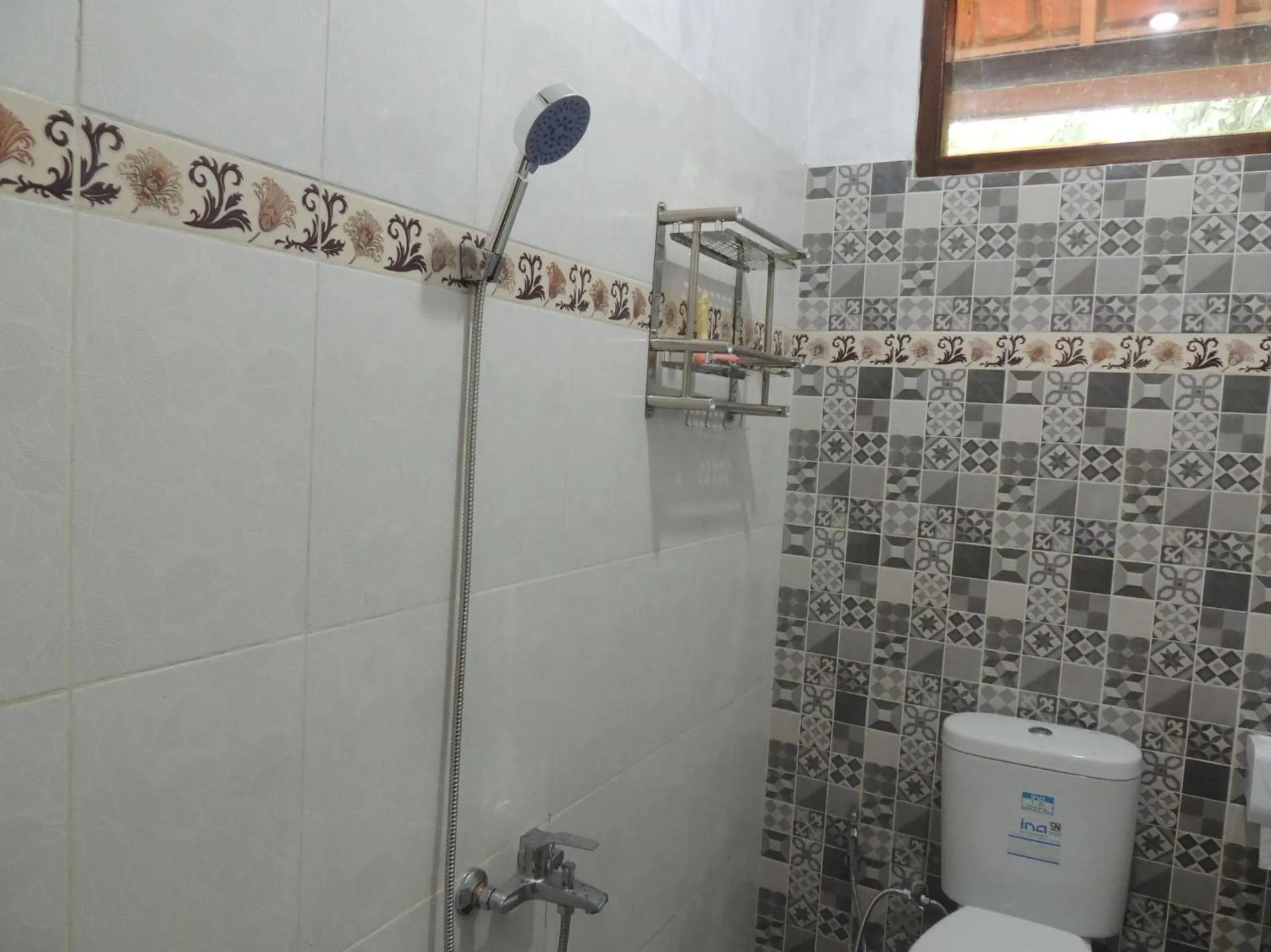 Bathroom in Srikayah Syariah by Ndalem Beong