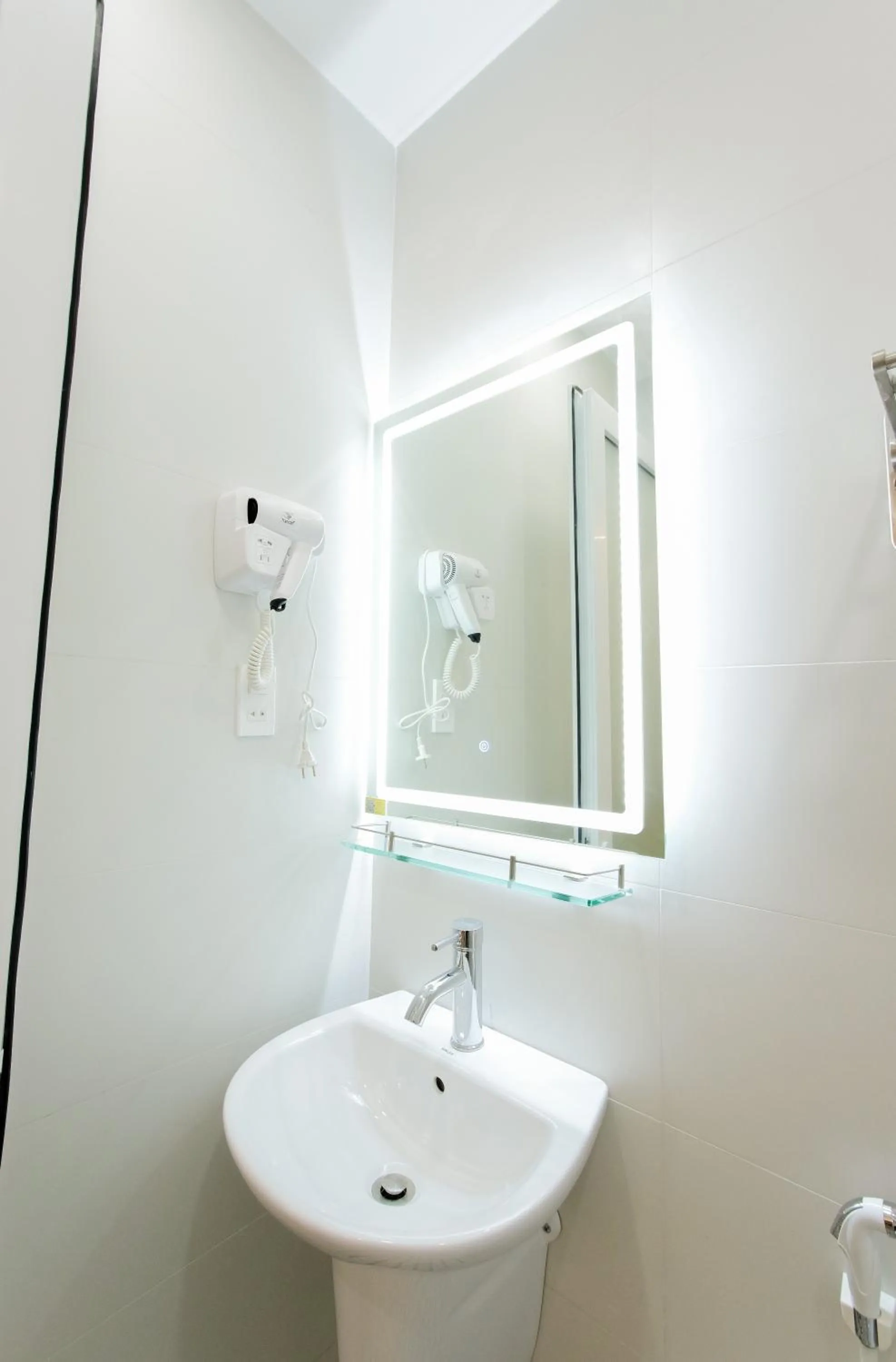 Toilet in ZELDA hotel