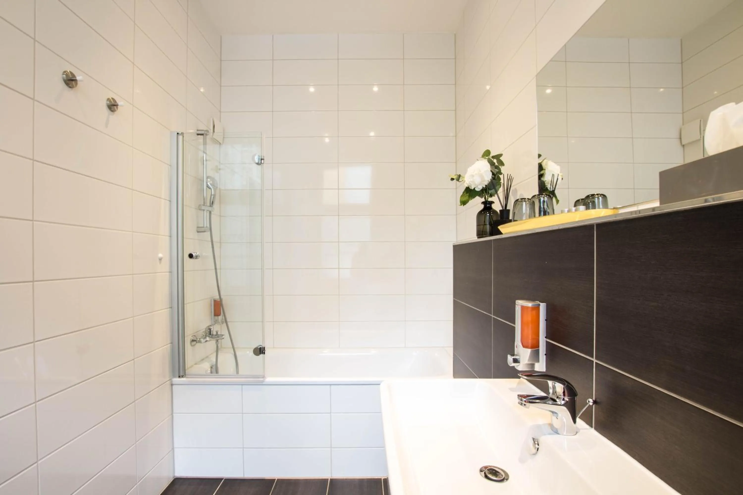 Toilet in Hotel Delta am Potsdamer Platz