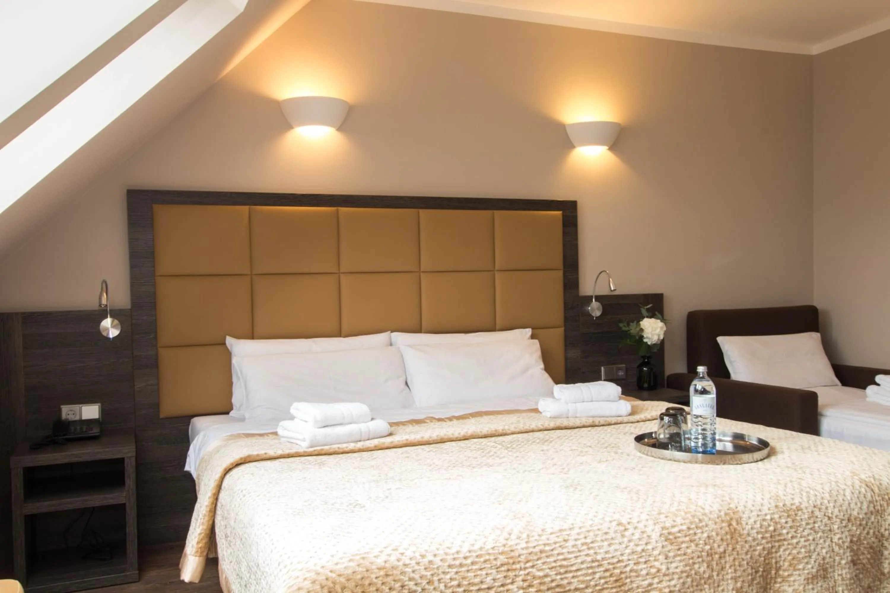 Photo of the whole room, Bed in Hotel Delta am Potsdamer Platz