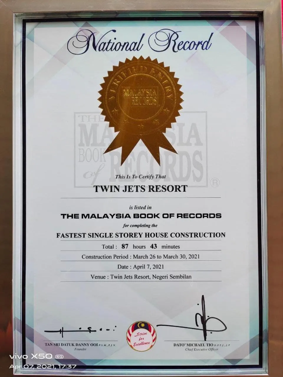 Certificate/Award in Twin Jets Resort