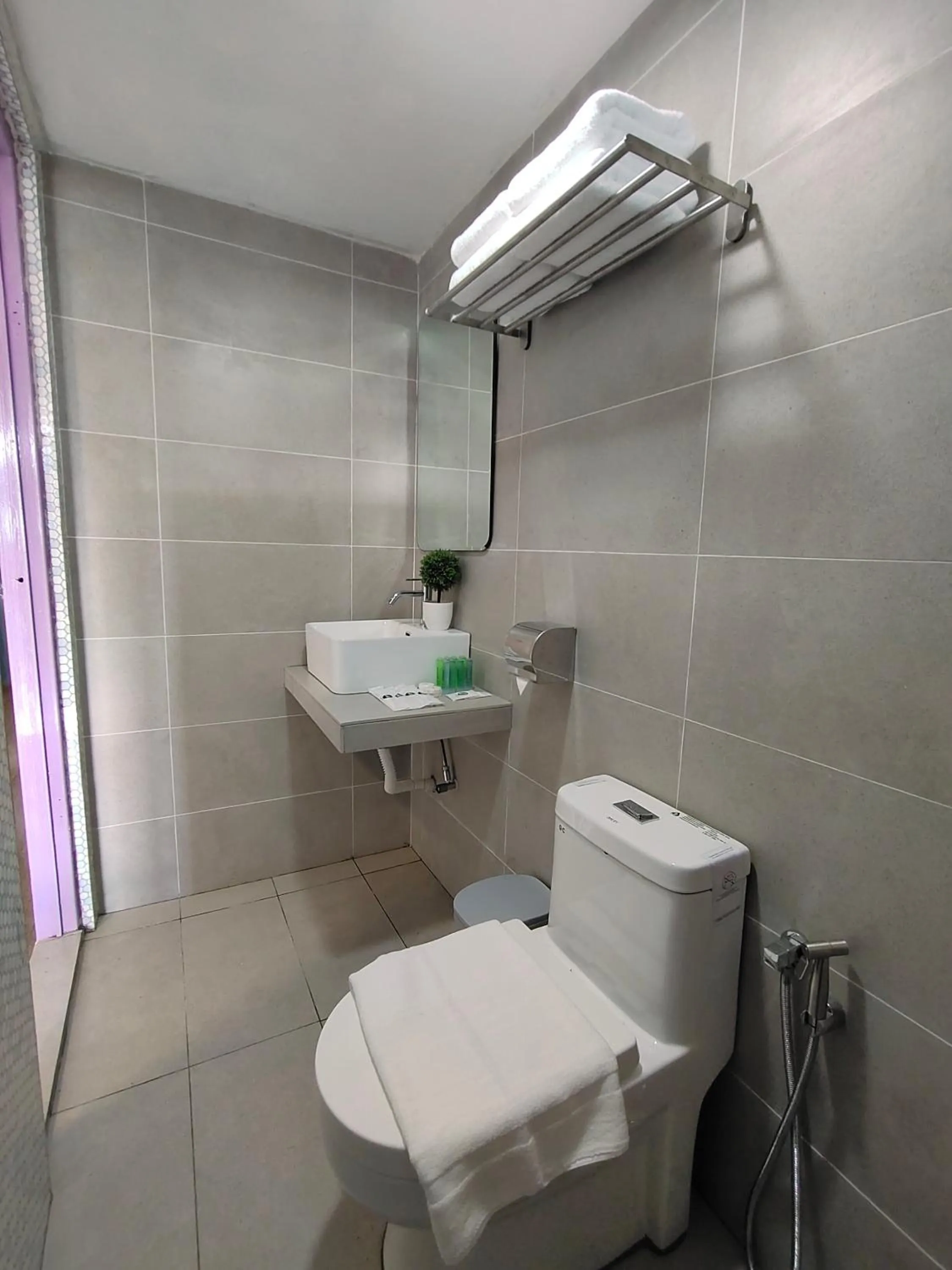 Bathroom in Twin Jets Resort